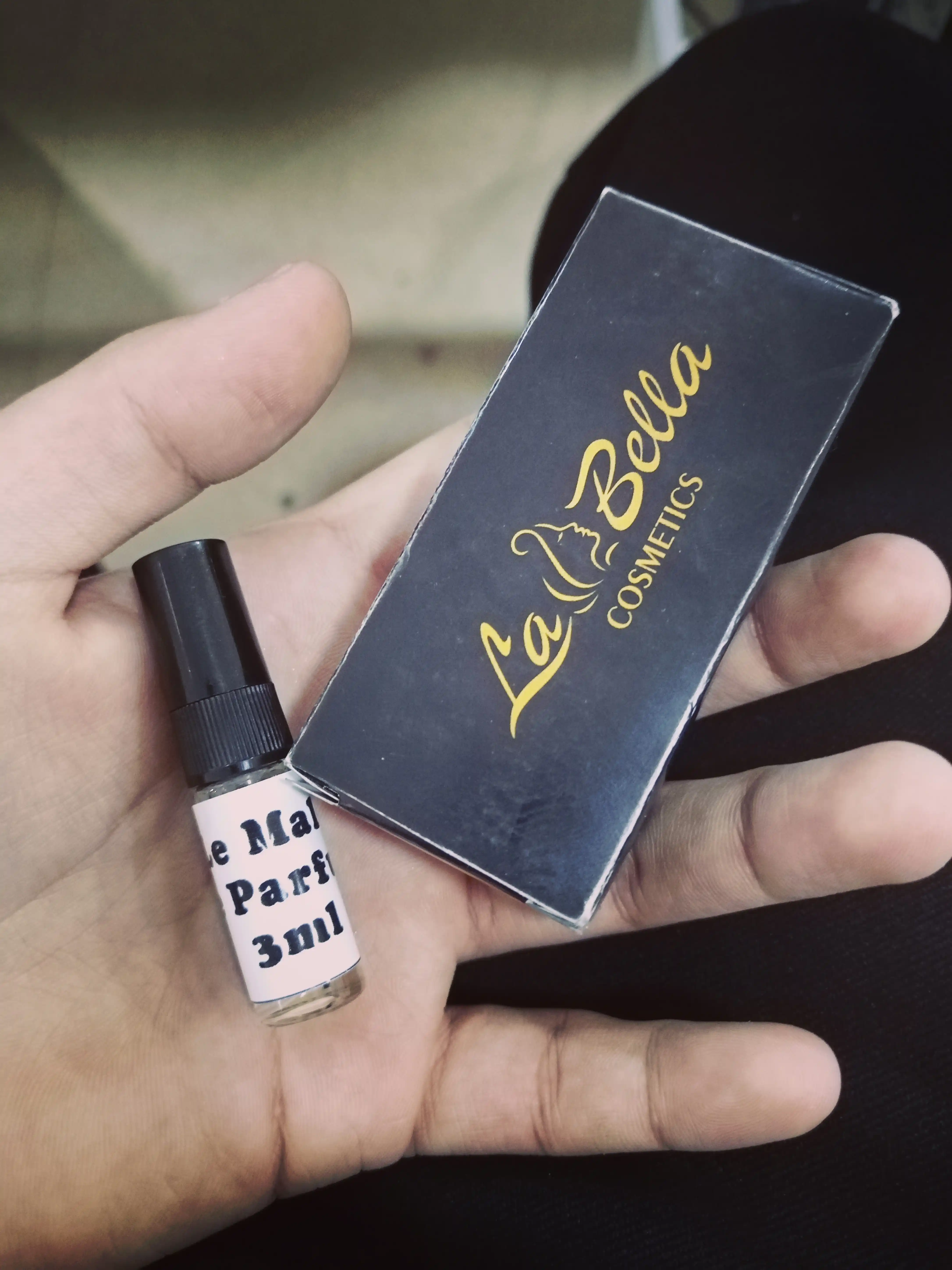 Atir Jean Paul Gaultier Le Male Le Parfum erkaklar uchun, Fransiya