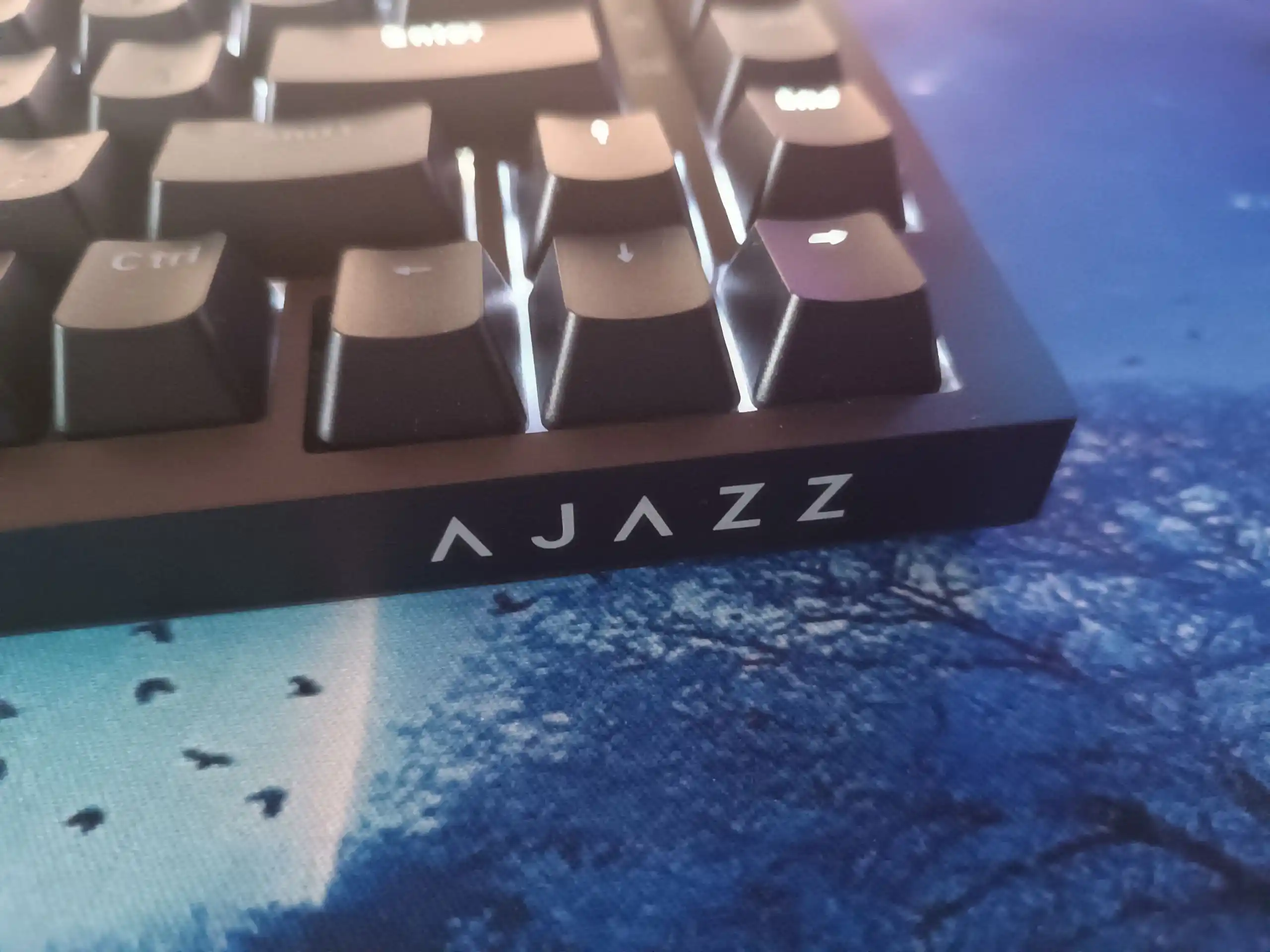 Mexanik klaviatura gaming uchun AJAZZ AK820, simli klavitura, yoritgichli