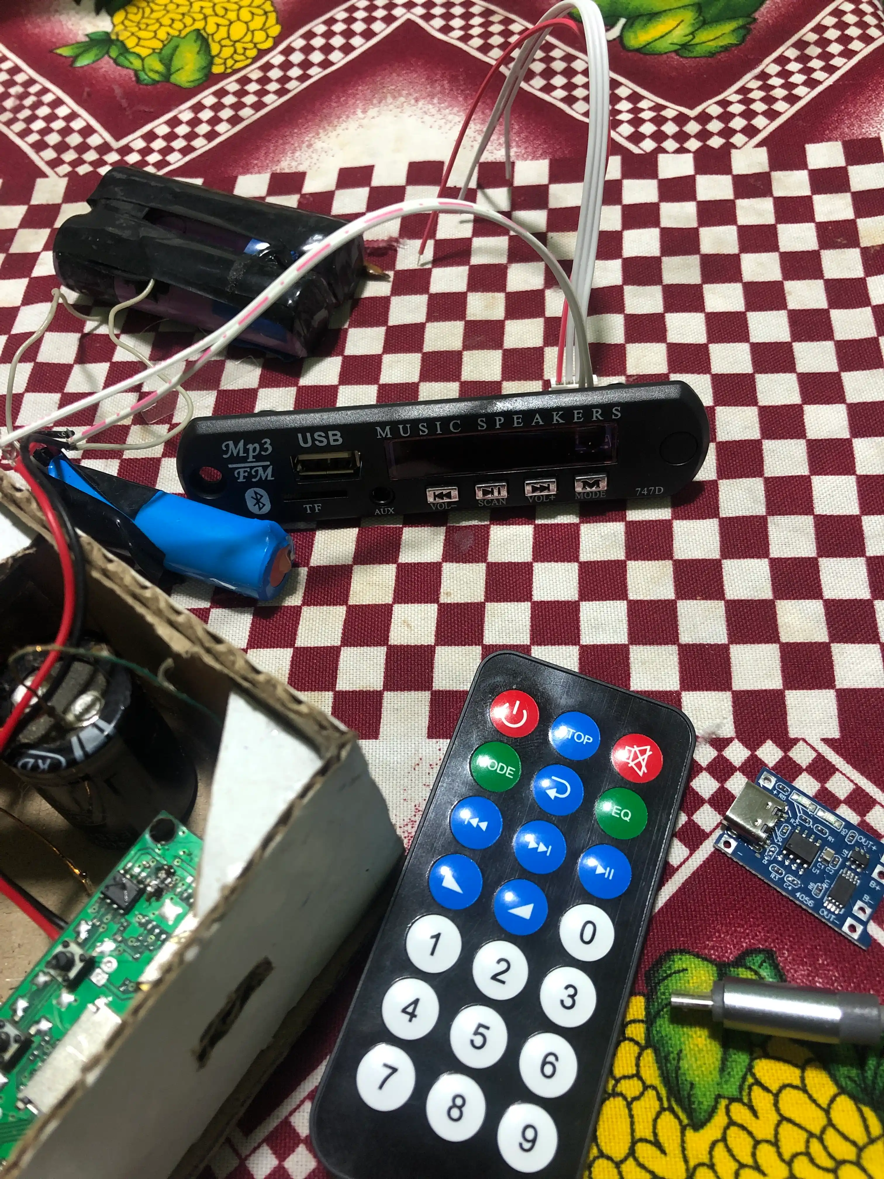 Mp3 modul, audiodekoder pultli, 12V, FM, AUX