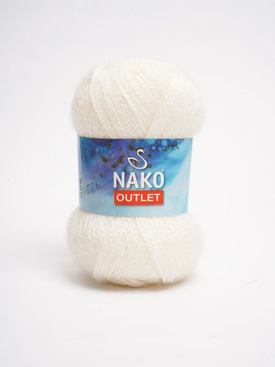 Пряжя Nako Outlet - плотная вязка,100% акрил, 250 м, 50 г (+- 5 г, 10%+-),в упаковке 1 шт - 