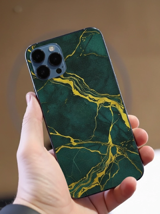 Бронеплёнка для iPhone 14: коллекция «Мрамор»