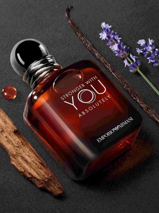 Парфюмерная вода Stronger With You Absolute 100 мл – это сильный и соблазнительный аромат - 