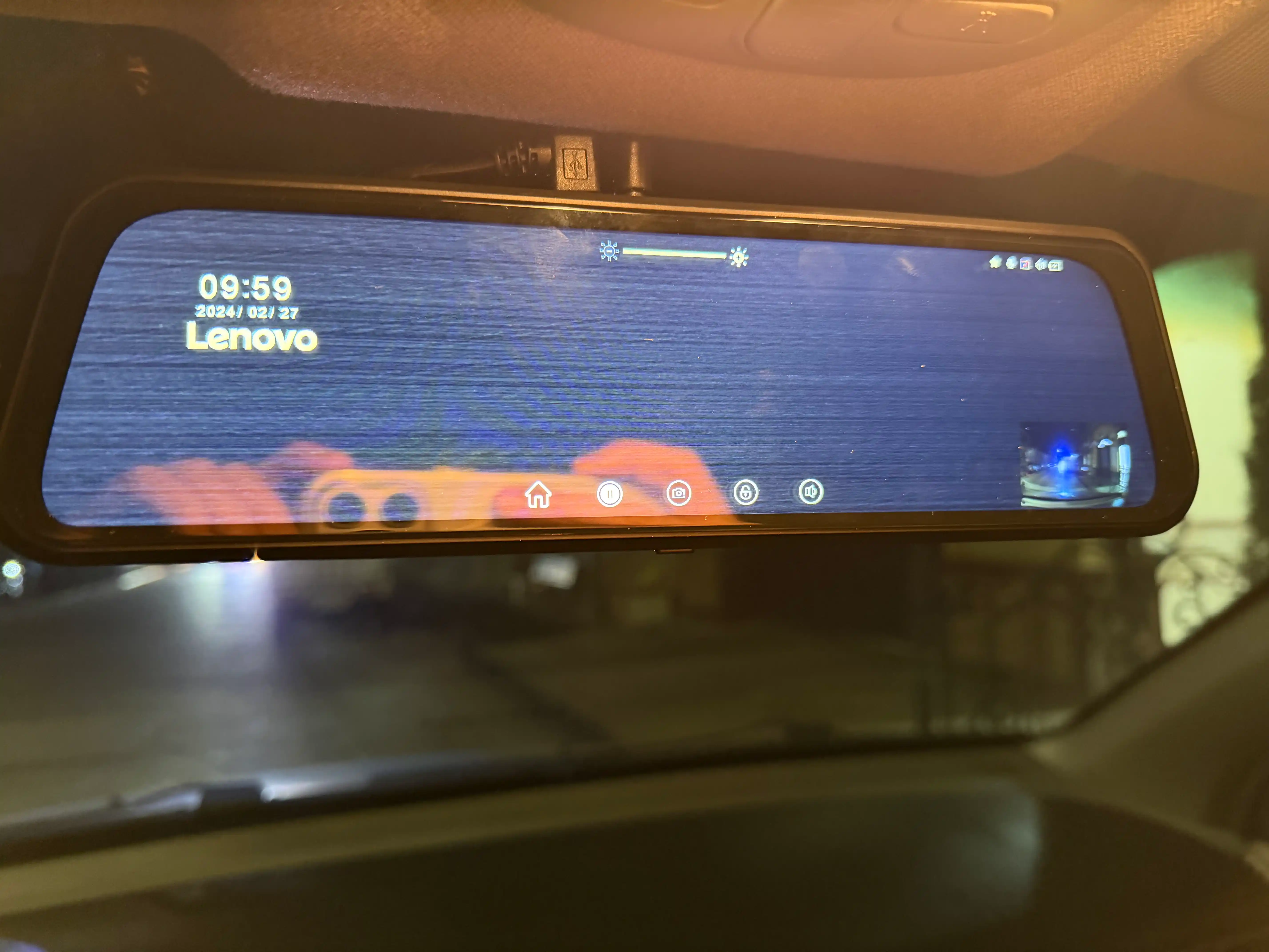Видеорегистратор Lenovo H17 FULL HD, с сенсорным экраном
