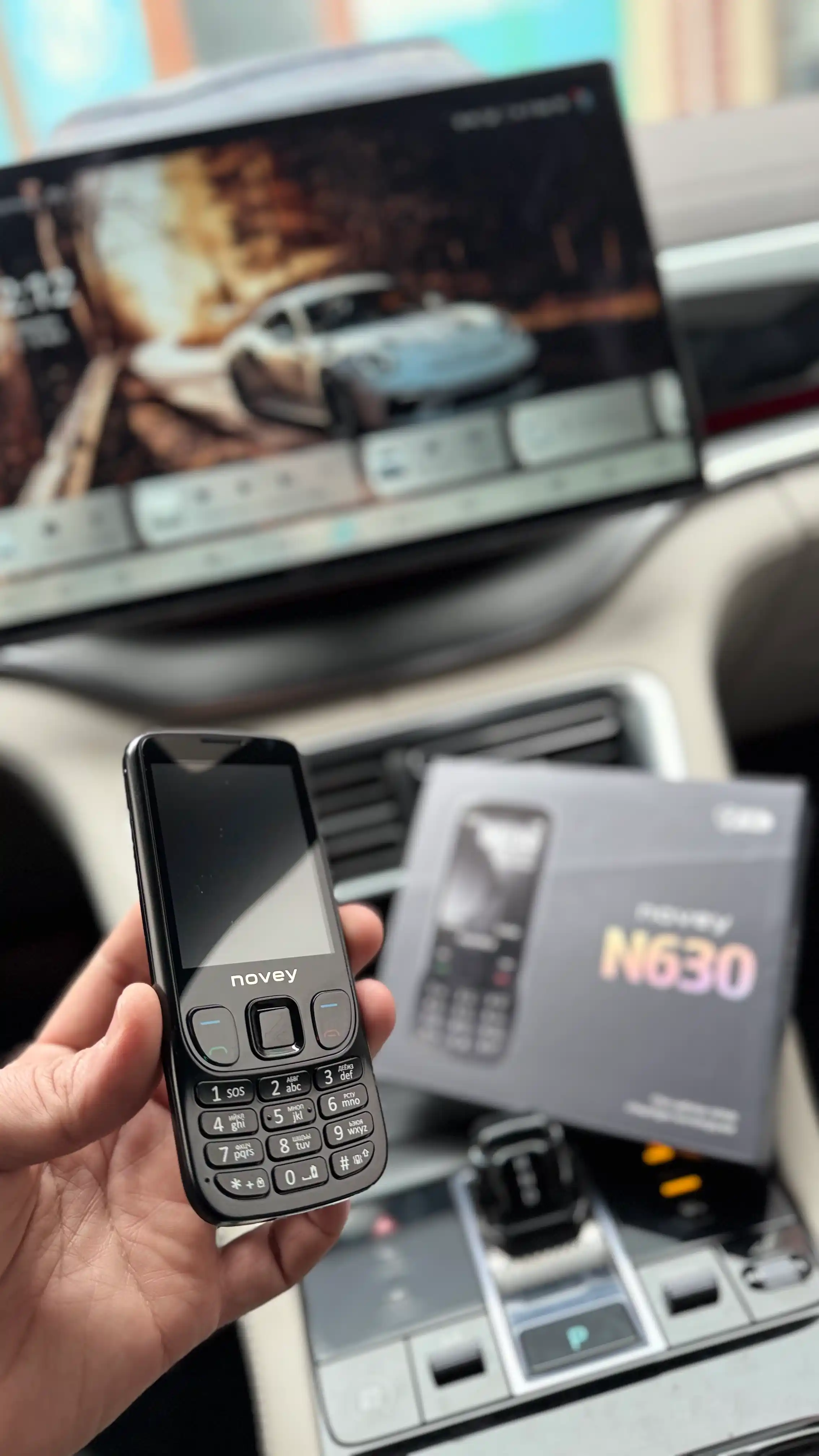 Novey N630 mobil telefon, metall, IPS displey, kamera, Dual SIM