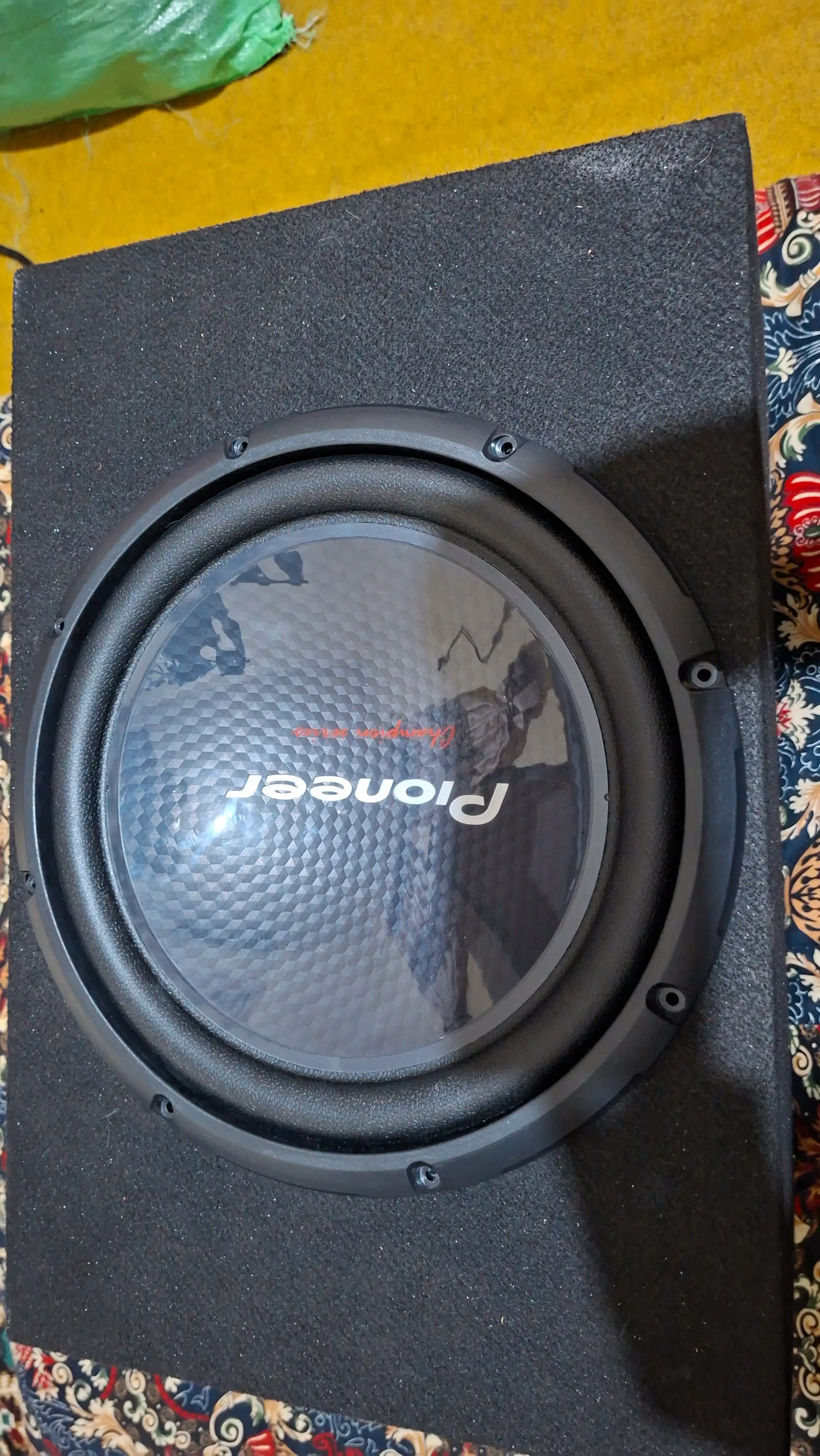 Сабвуфер Pioneer TS-W310D4 Champion Series 30 см, 1400 Вт, двойной 4 Ом (2/8 Ом)