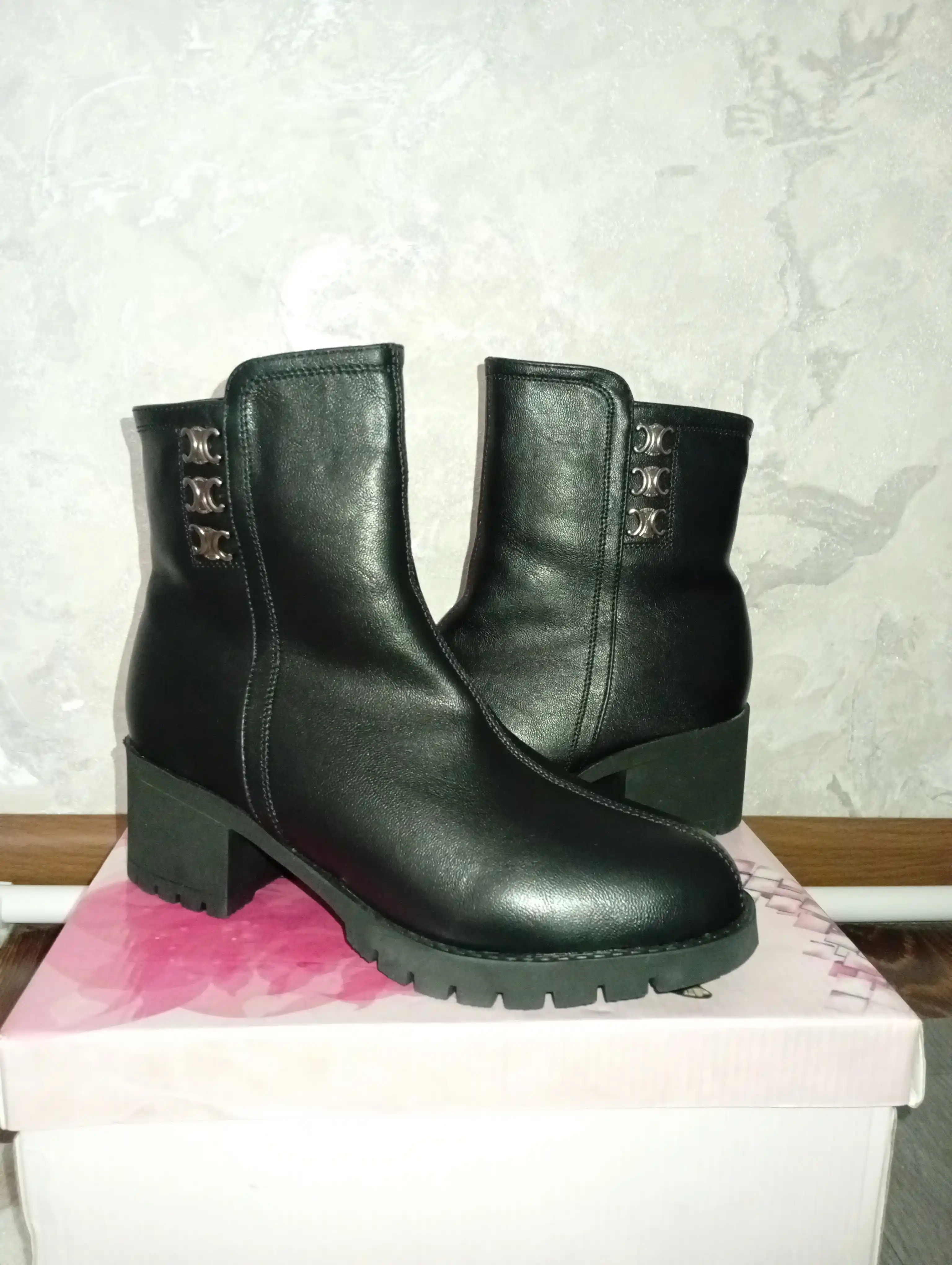Ayollar botilyonlari BELLISIMA 087-D11", mo'ynali, poshna 5 sm