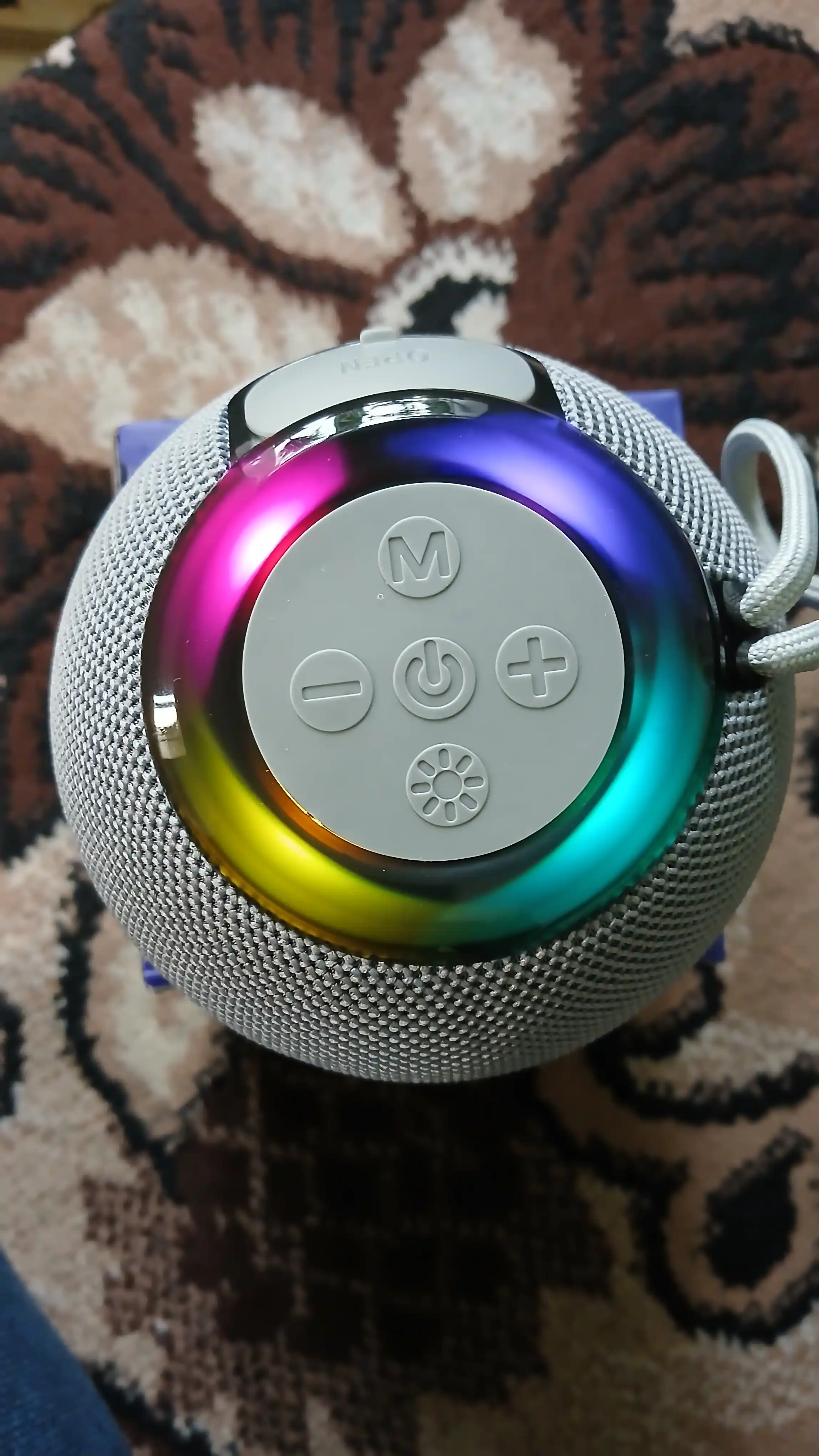 Bluetooth portativ kolonka  Kuchli ovoz, 5 soatgacha ishlaydi, TF/microSD