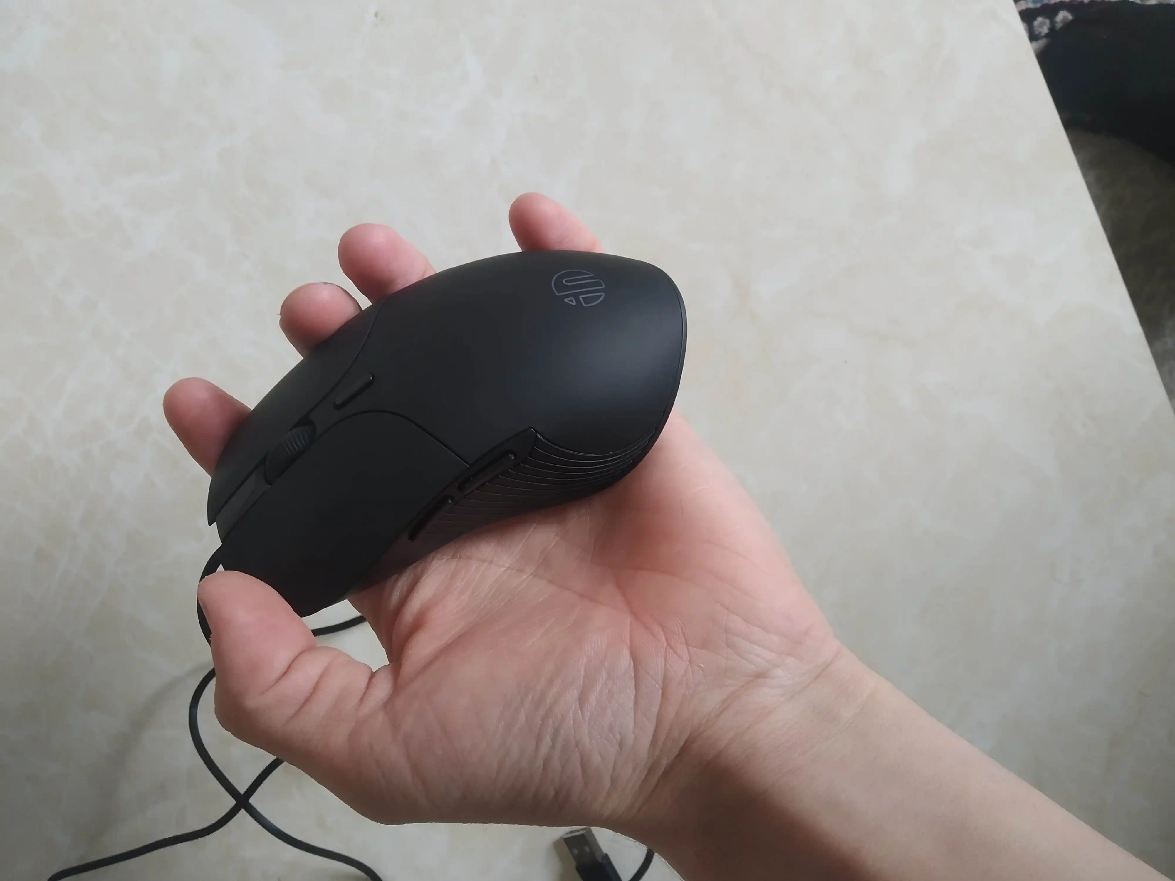 O‘yin sichqonchasi, simli, shovqinsiz va RGB yoritgichli, optik sensor, 12800 DPI