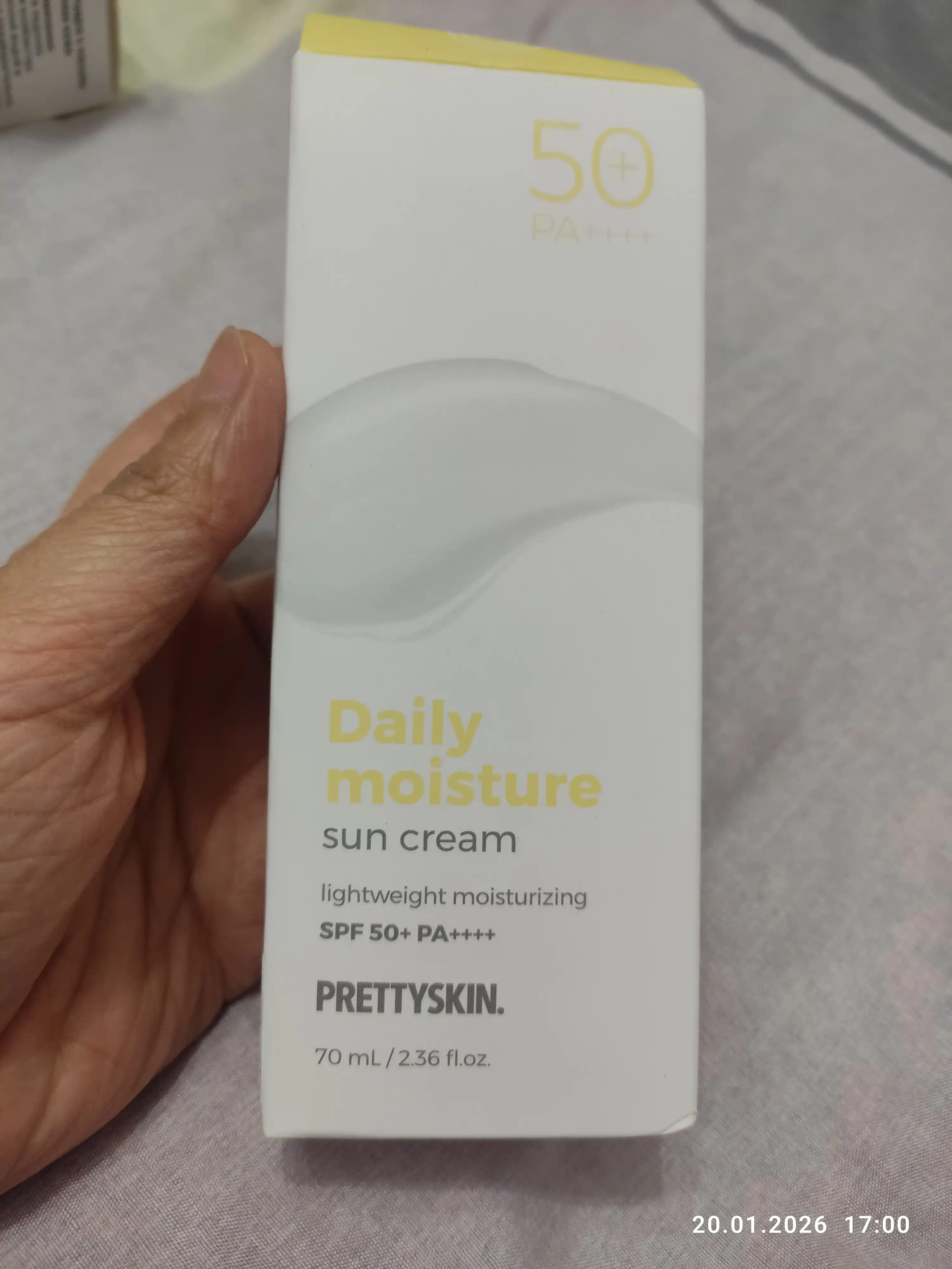Pretty Skin Yuz uchun namlovchi, quyoshdan himoyalovchi krem SPF50+ PA++++ 4 xil, 70 ml