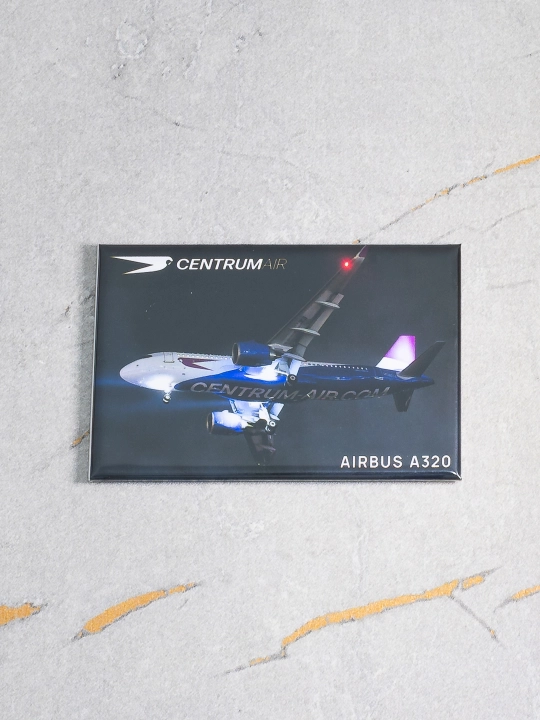 Фото магнит авиасувенир, фото самолёта Airbus A320 Centrum Air, размер 8 x 5 см - 