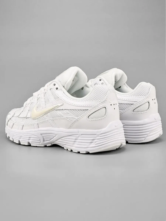 Erkaklar va ayollar uchun Nike P-6000 krossovkalari - 