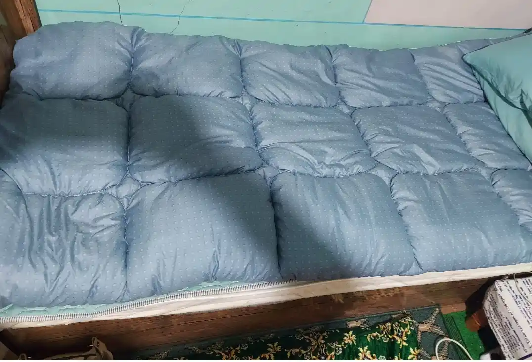 Qishki adyol, qalin va yumshoq, 3.5 kg