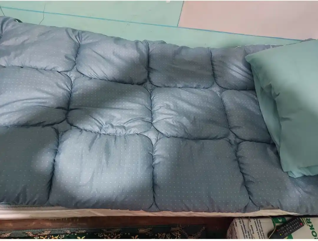 Qishki adyol, qalin va yumshoq, 3.5 kg