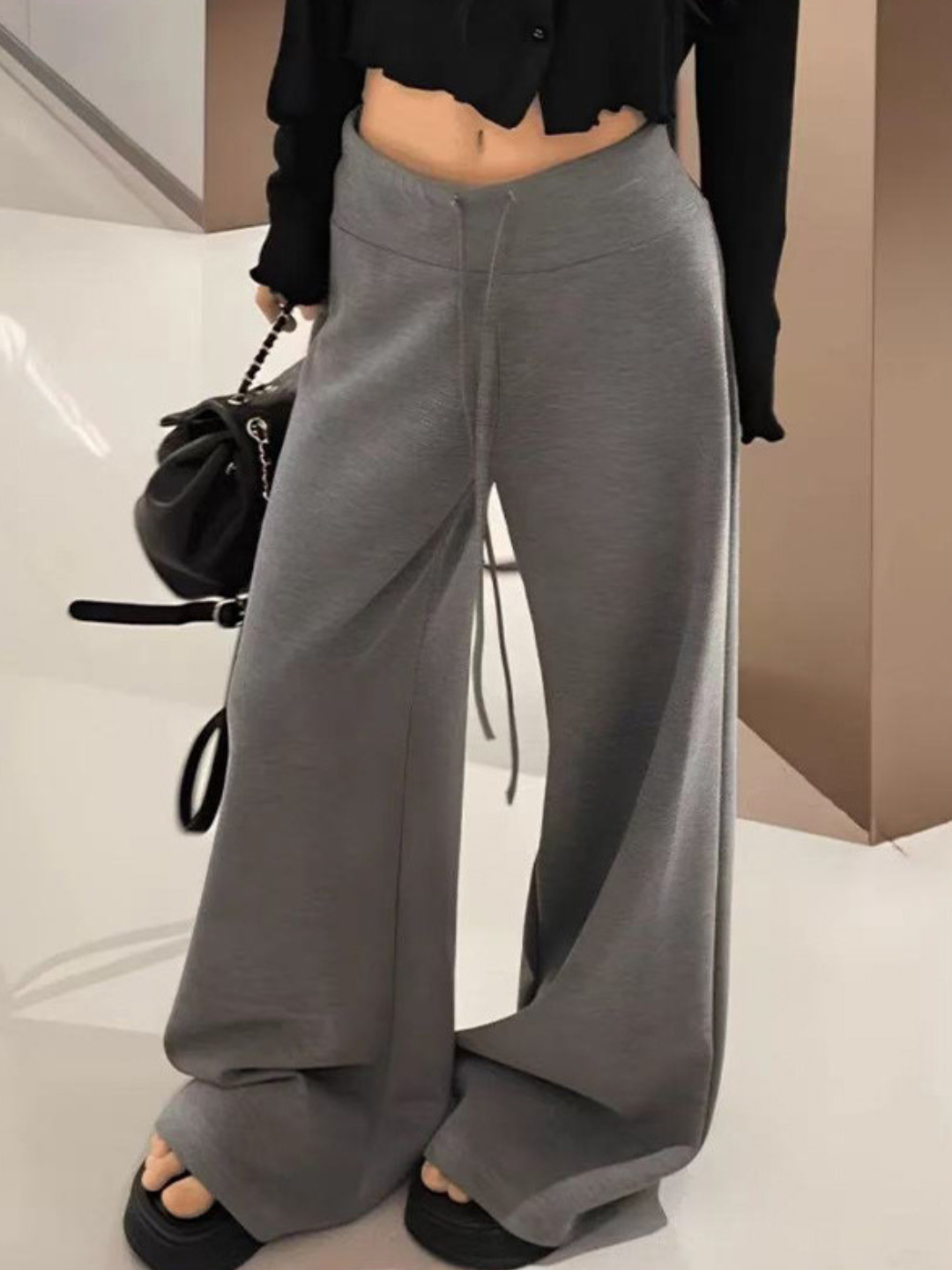 Shimlari ayollar uchun, keng bichimli sport shim: rezinali bel bog‘ich – ELLY FASHION