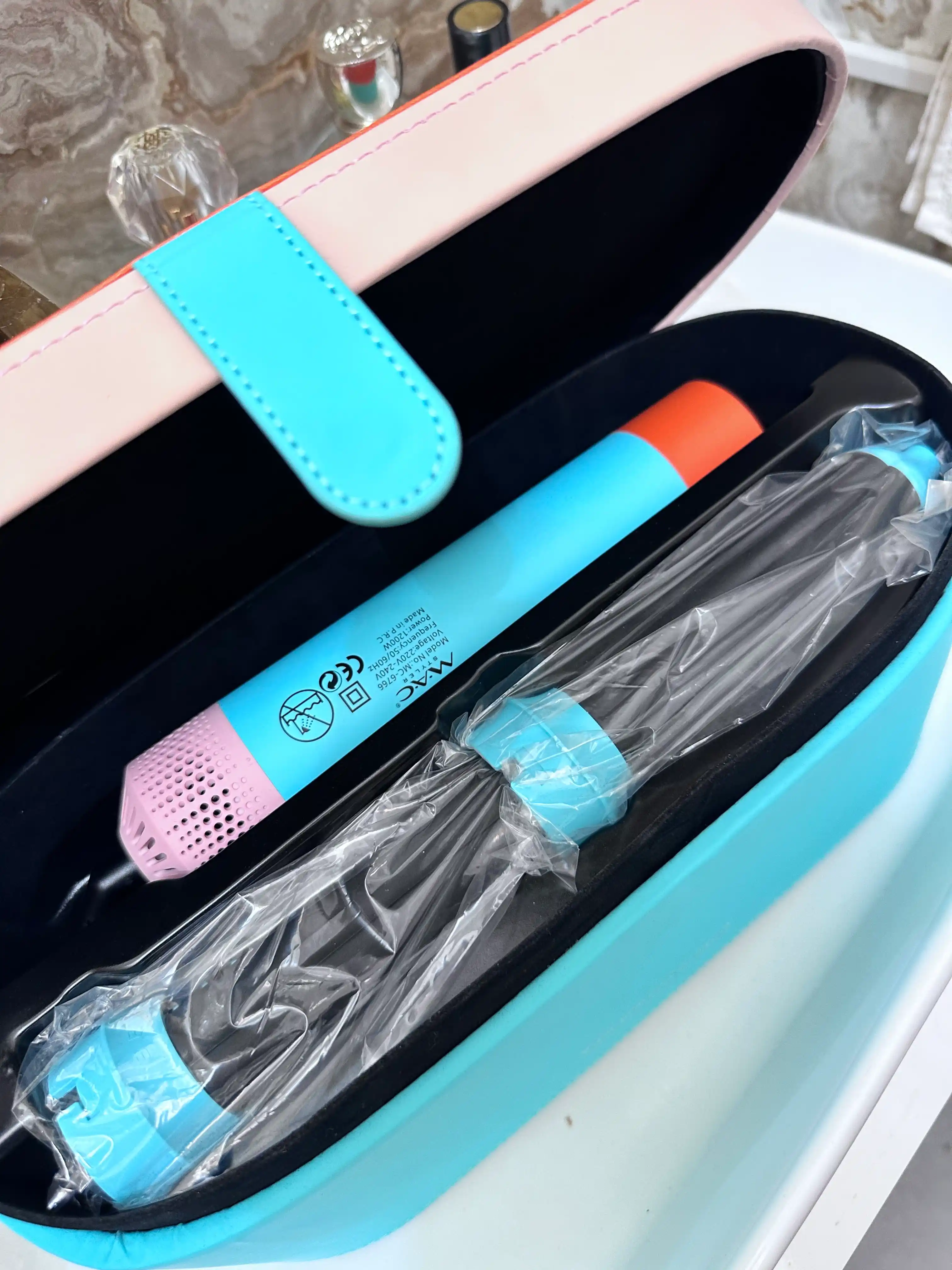 Фен-стайлер MAC Styler 6/1, профессиональный, 6 насадок, 4 режима работы