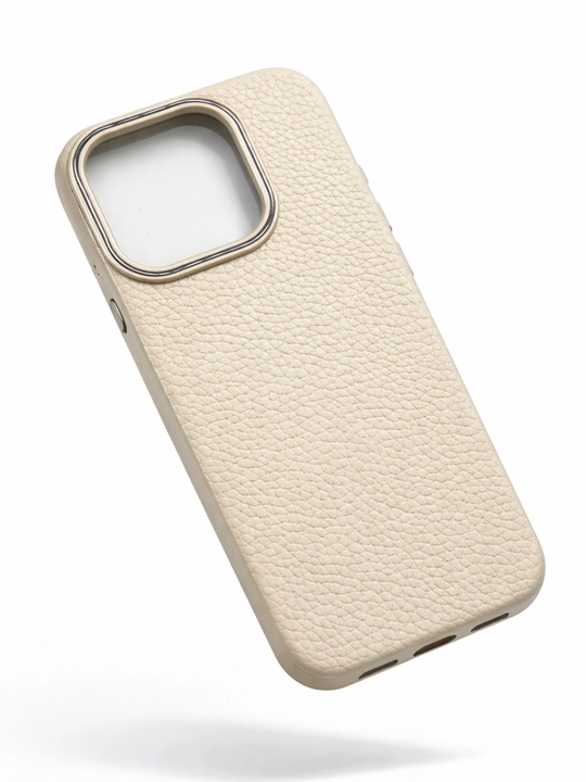 Чехлы для iPhone 15, 16, 17 Pro/Pro Max
