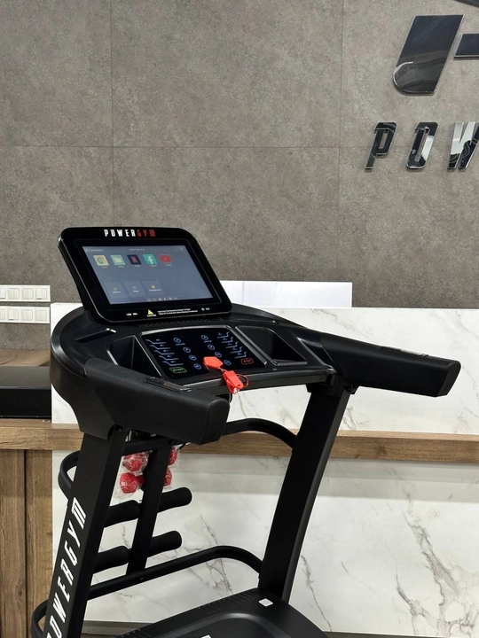 PG570 MI yugurish yo‘lagi – 4.0 HP, 18 km/soat, 15% qiyalik, 15″ WiFi ekran