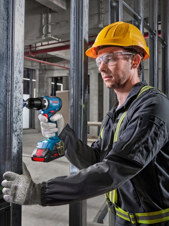 Bosch Professional GSR 18V-65 — Akkumulyatorli shurupburagich (Brushless), 18V, keys bilan