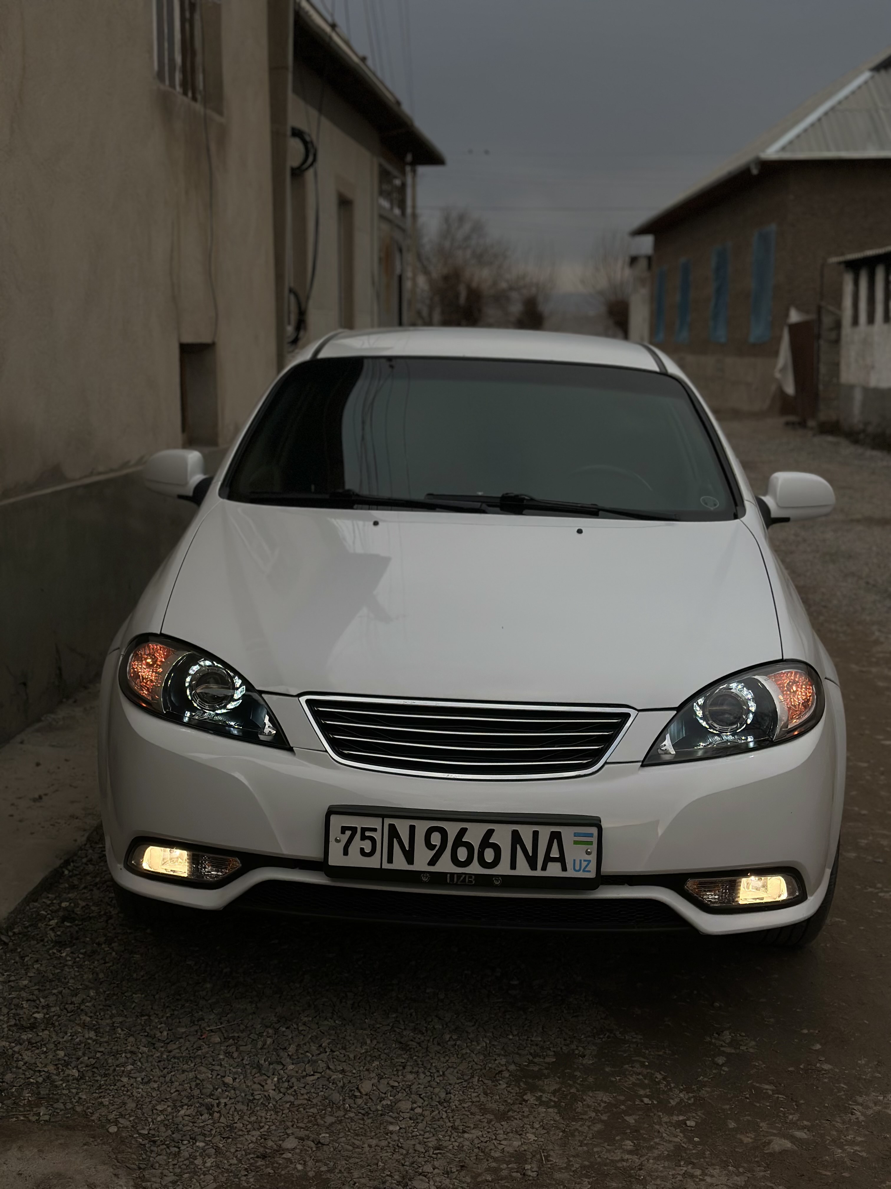 Lacetti, Gentra himoya panjarasi, Malibu uslubidagi bamper qoplamasi, Mercedes