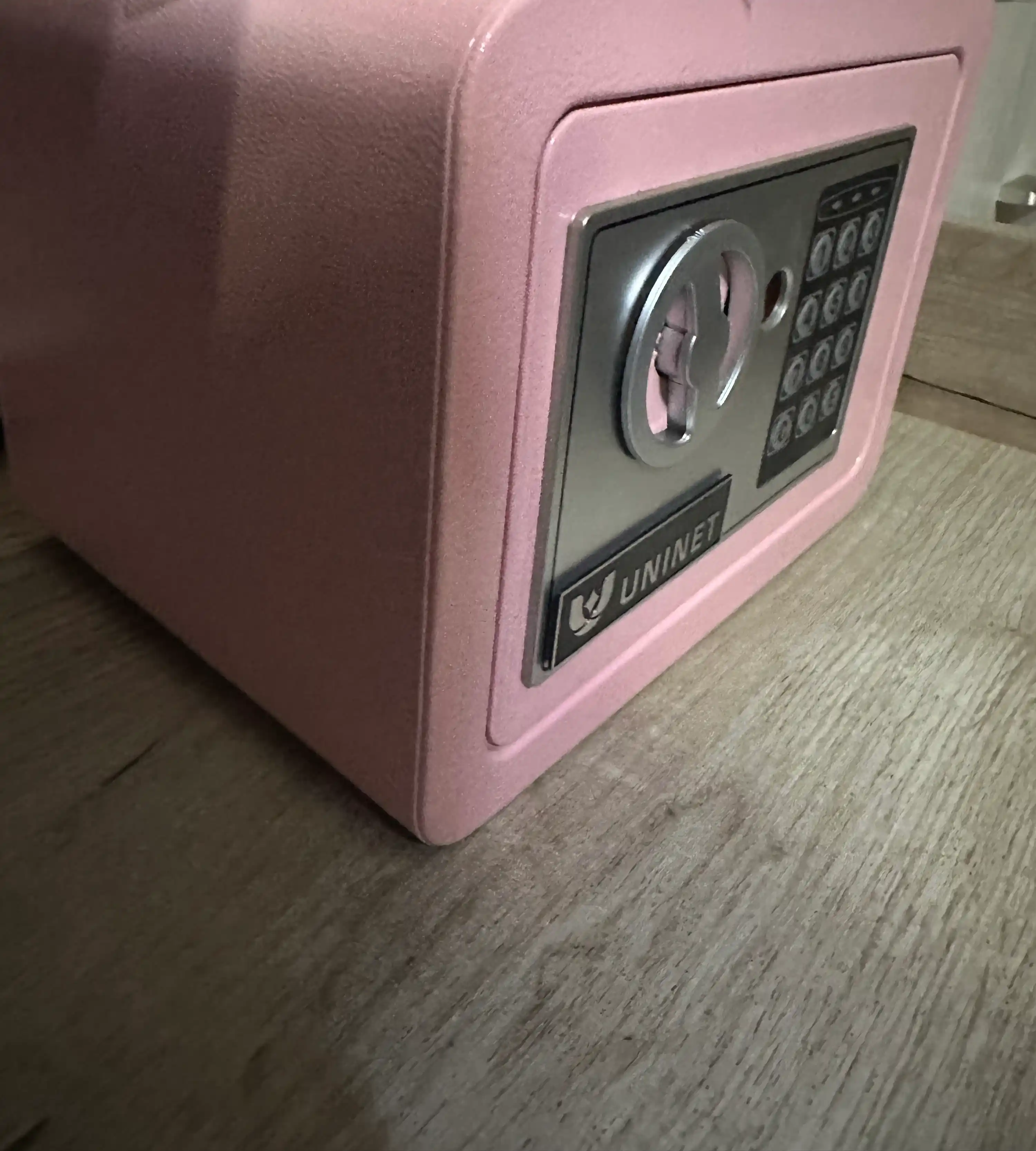 Uy va ofis uchun elektron mini seyf, ochish uchun kalit va parol, olcham: 17 * 23 * 17