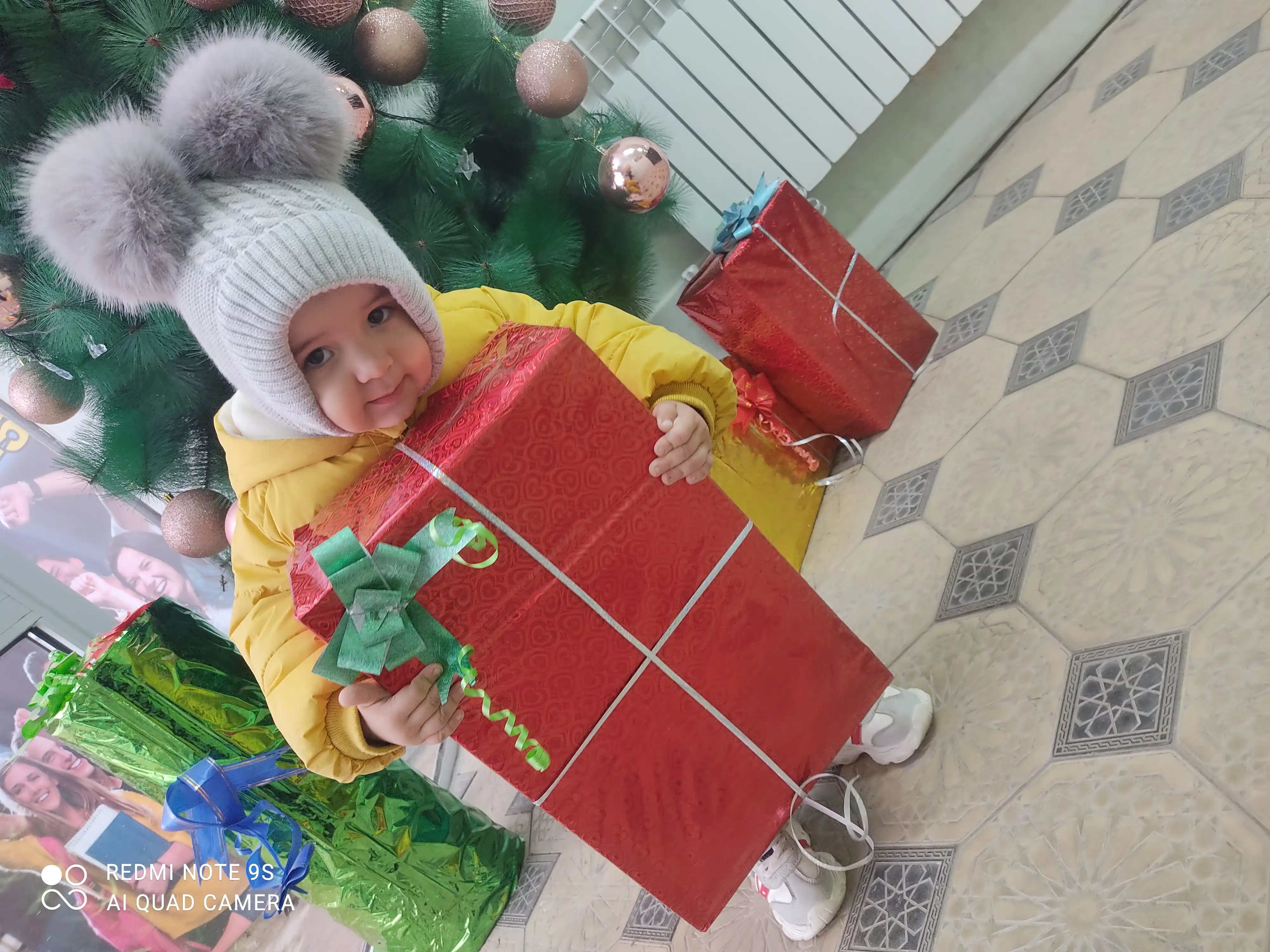 4–12 va 1-4 yoshli o‘g‘il-qizlar uchun quloqchali balaklava — yumshoq issiq shapka-sharf