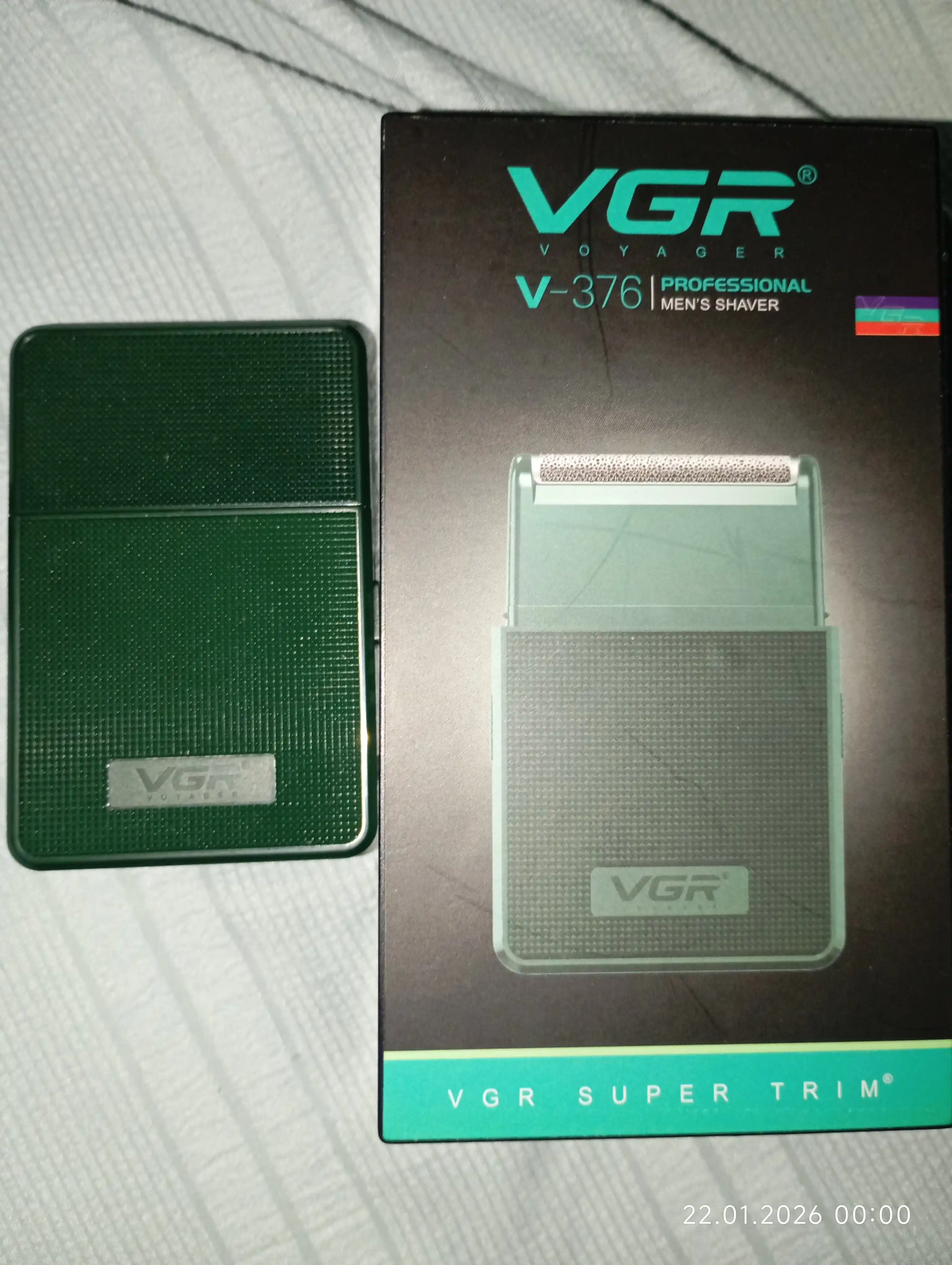 Электробритва VGR V-390, портативный, для сухого и влажного бритья тёмно-зелёный