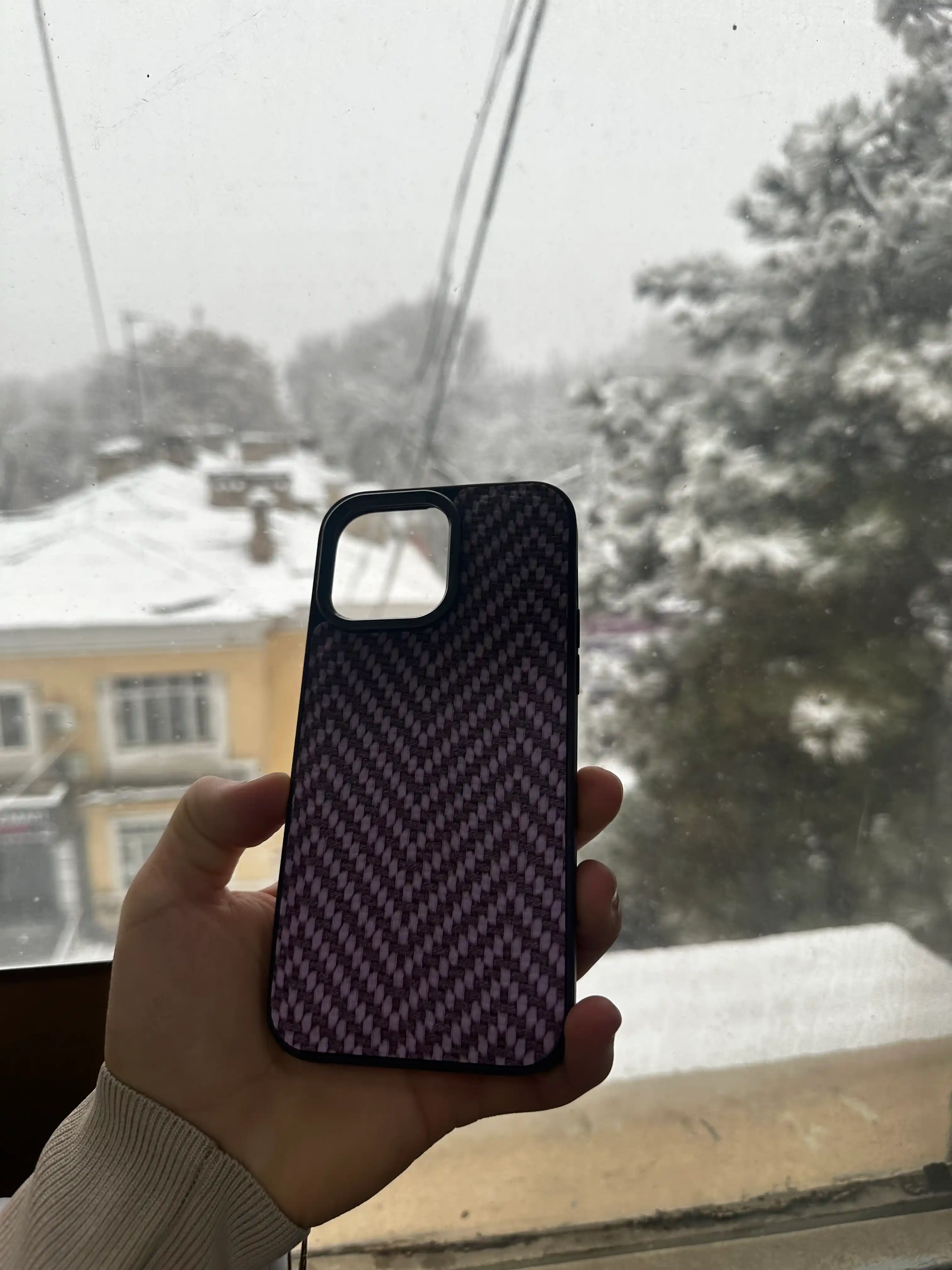 Чехол с плетёным узором для iPhone 11, 12, 13, 14, 15, 16, 16 Pro, 16 Pro Max