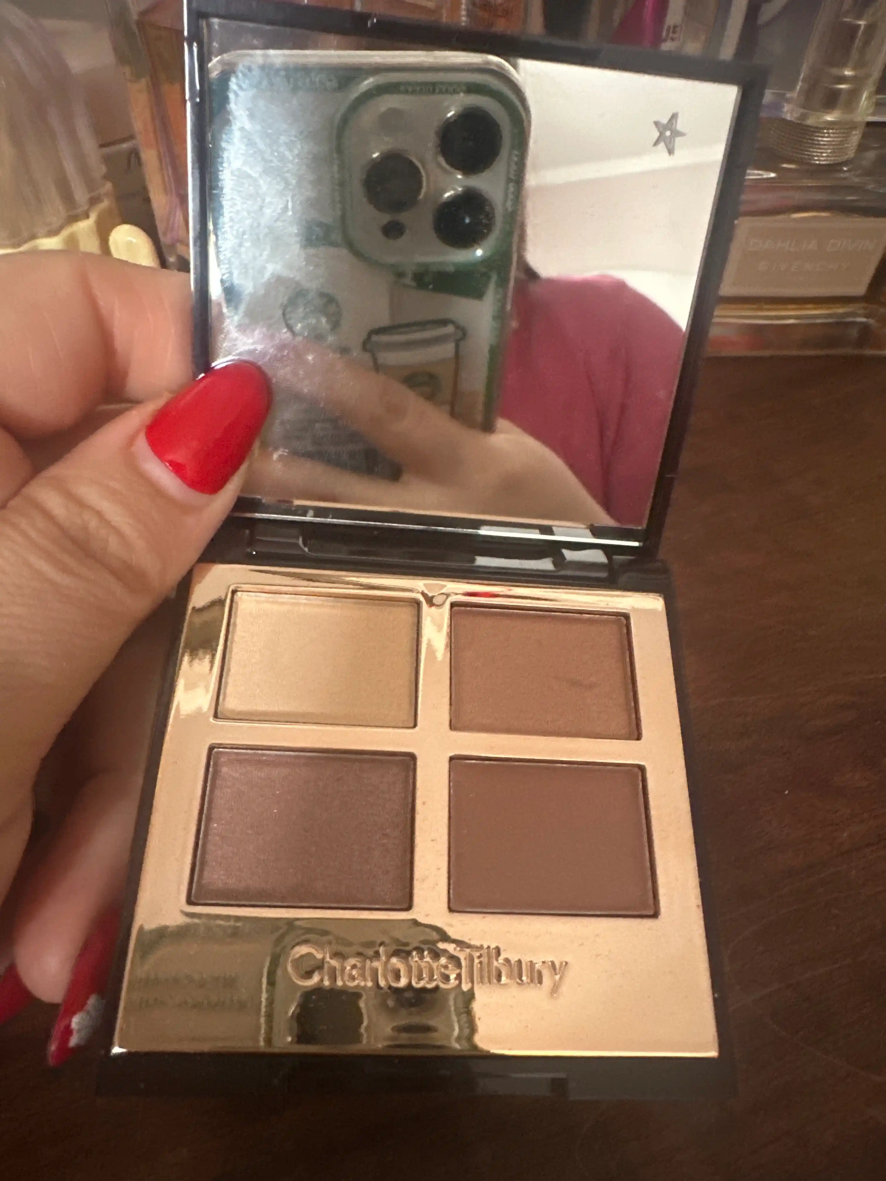 Тени для век, тон Charlotte Tilbury