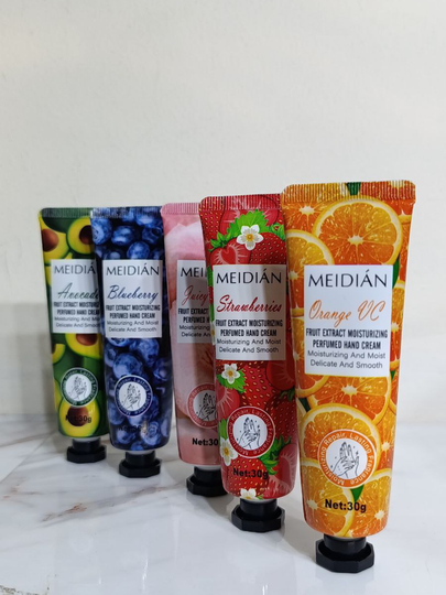 Parfyumli qo‘l kremi to‘plami – namlovchi va yoqimli hidli hand cream - 