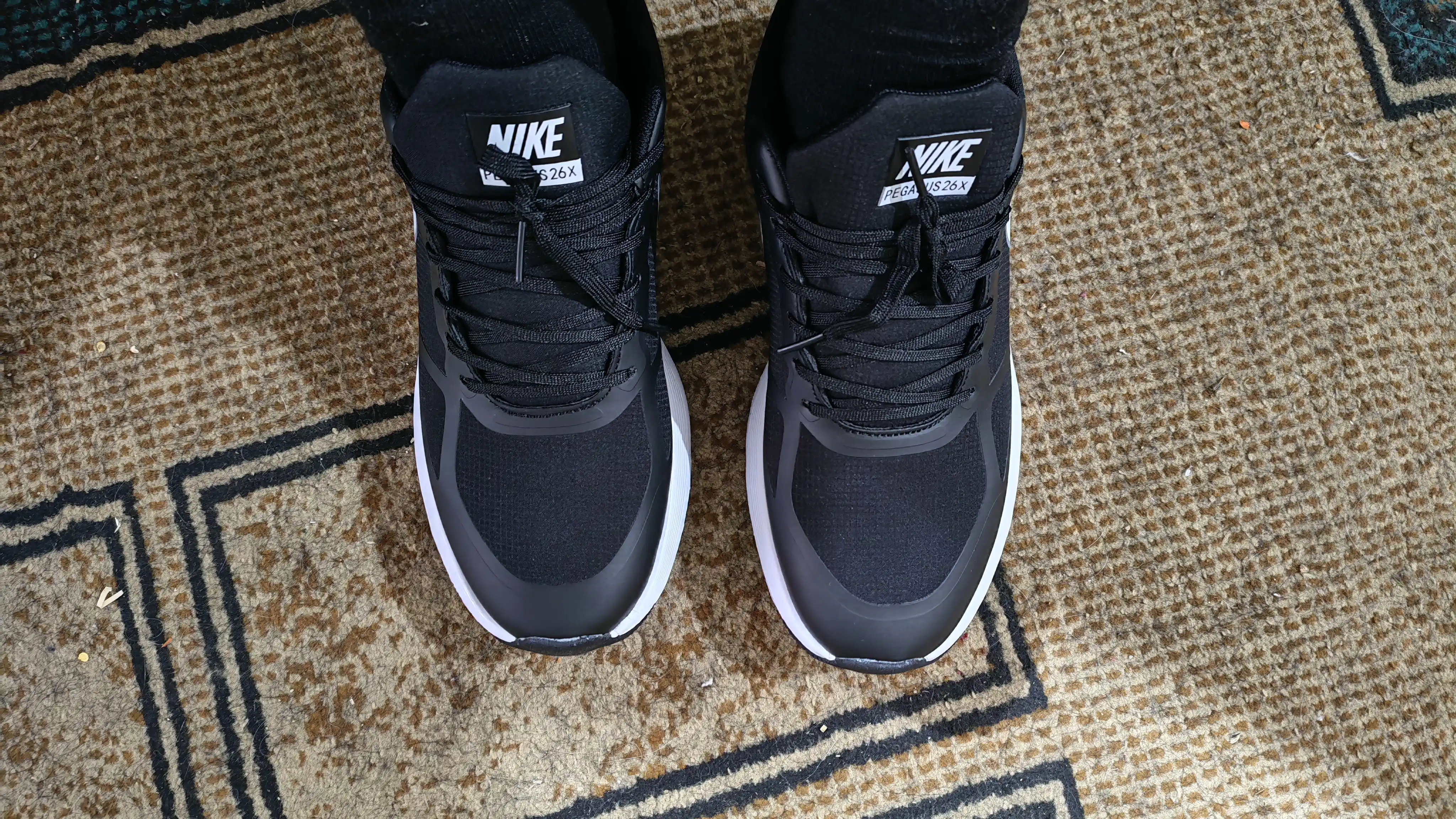 Кроссовки Nike Air для мужчин и женщин