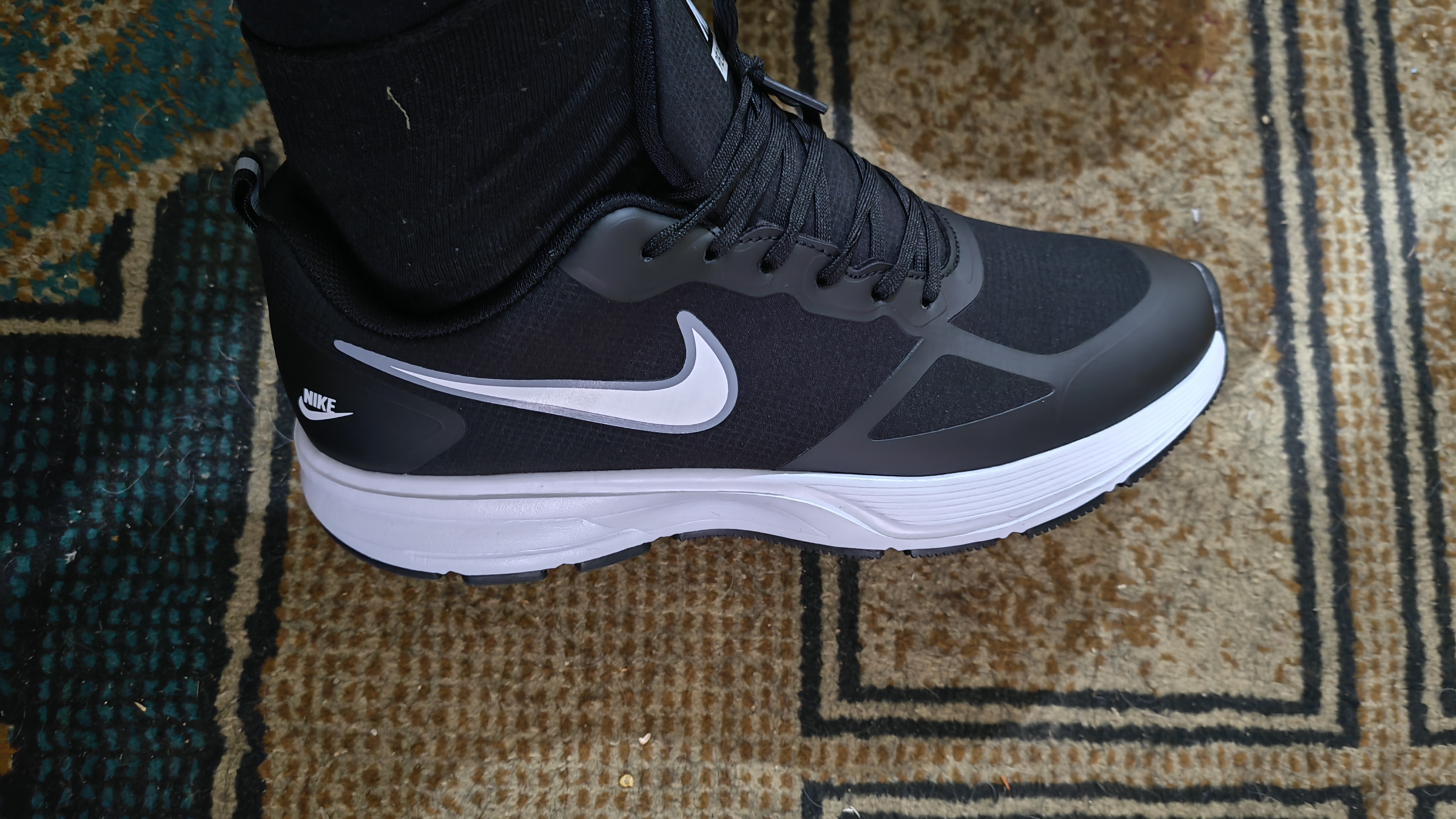 Кроссовки Nike Air для мужчин и женщин