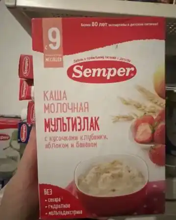 Sutli bo'tqa ko'p donli Semper, qulupnay bo'laklari, olma va banan, quruq, 9 m +, 180 g