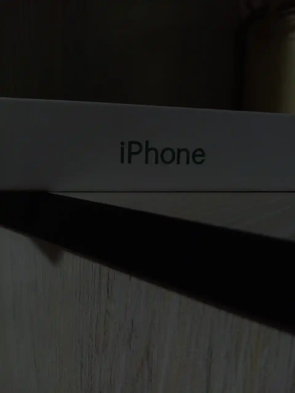 Smartfon Apple iPhone 11, 128,256 GB Sim+Esim, chexol va shisha sovg'a sifatida
