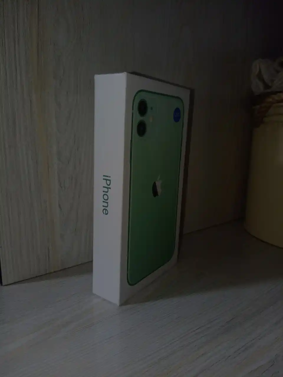 Smartfon Apple iPhone 11, 128,256 GB Sim+Esim, chexol va shisha sovg'a sifatida