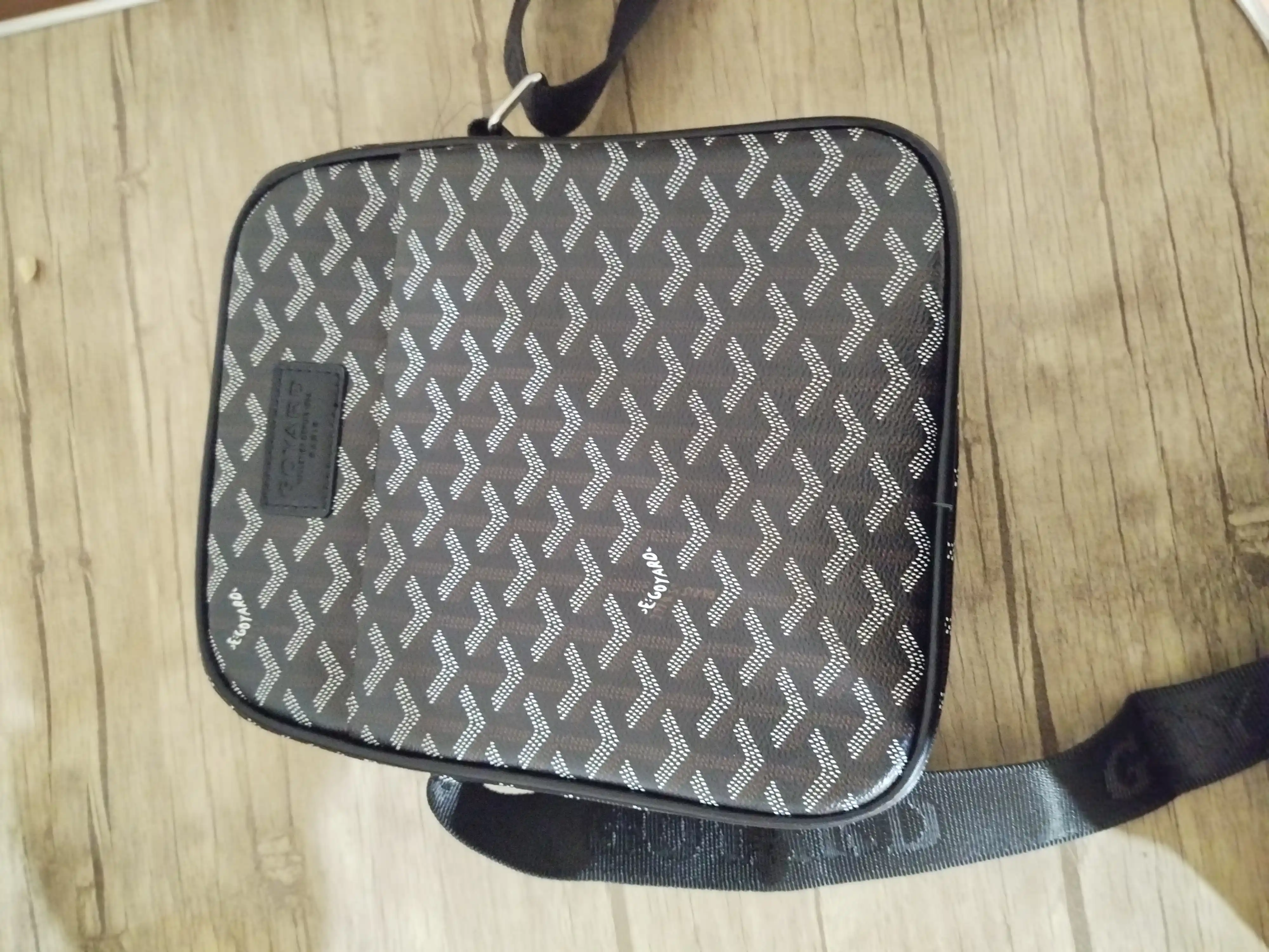 Ixcham erkaklar sumkasi, yelkada GoYard