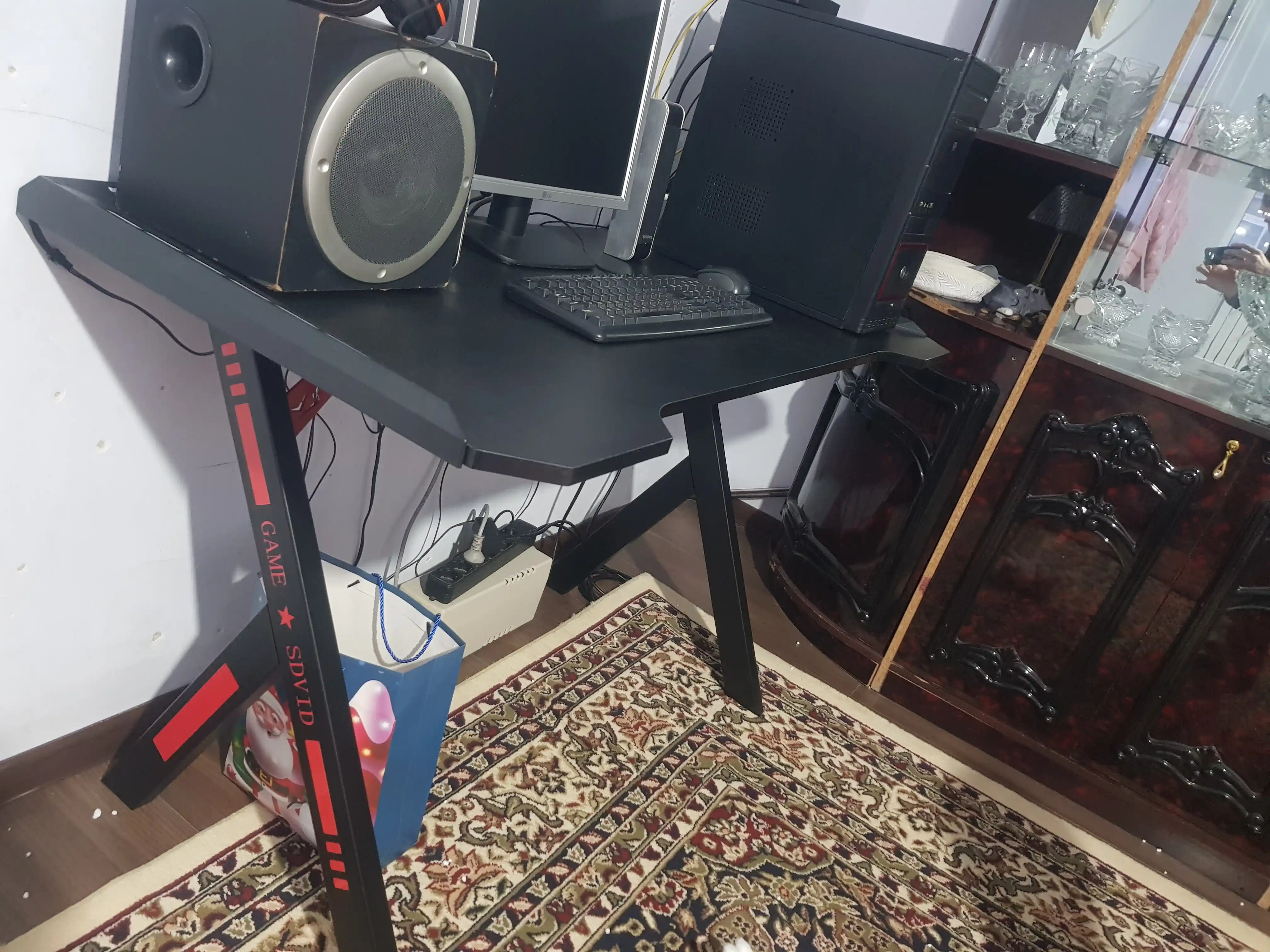 120 sm, RGB Gaming stol, Y-shaklli, kosa tutqichi va quloqchin ilgagi
