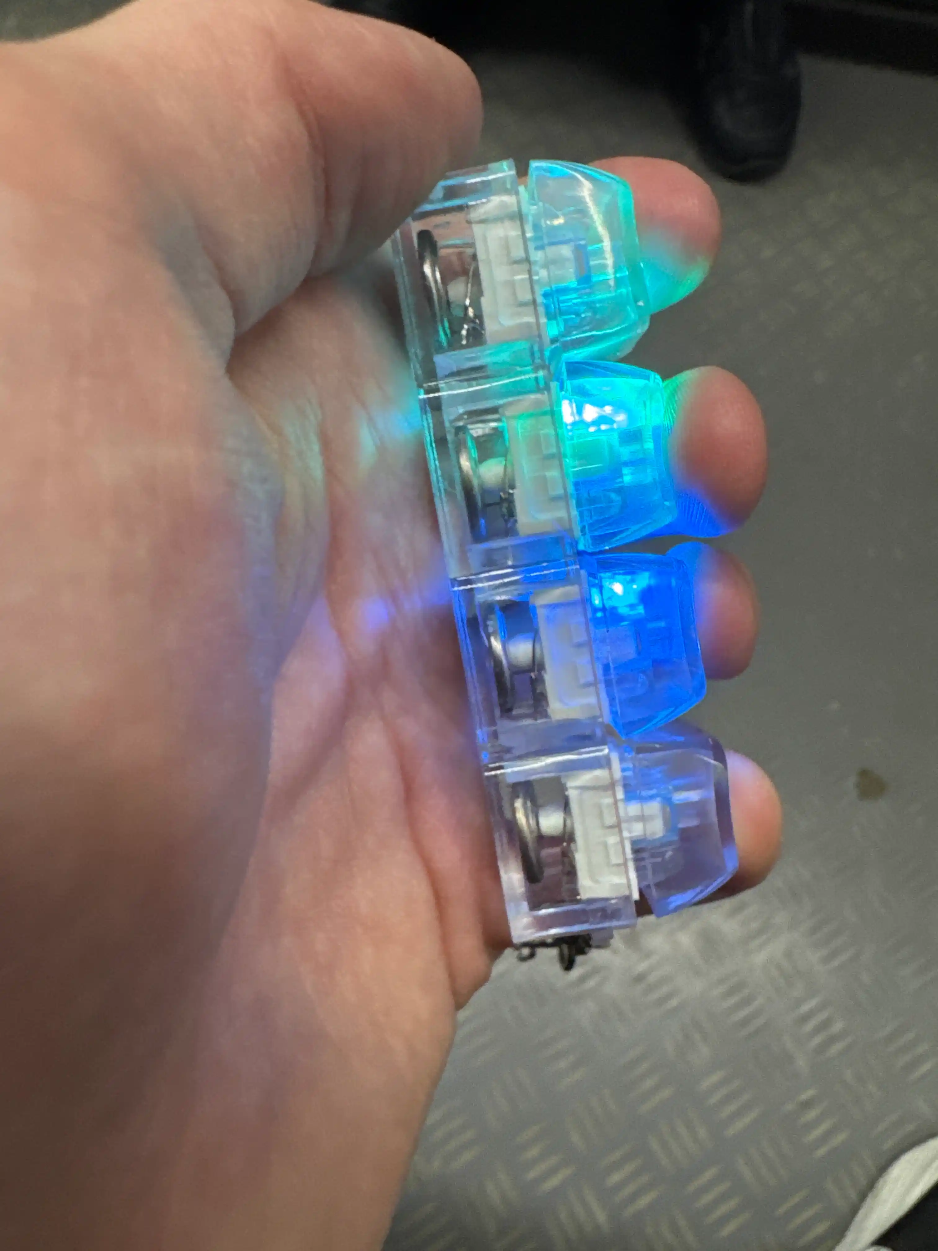 Антистресс-кликер с LED подсветкой, брелок антистресс, брелок клавиатура