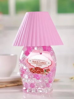 Розовый