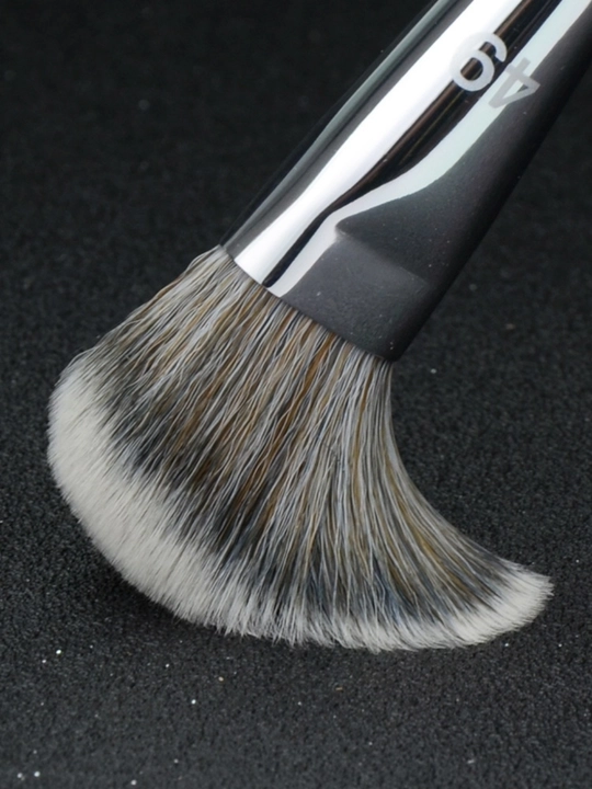 Professional makiyaj cho‘tkasi, Sephora Pro