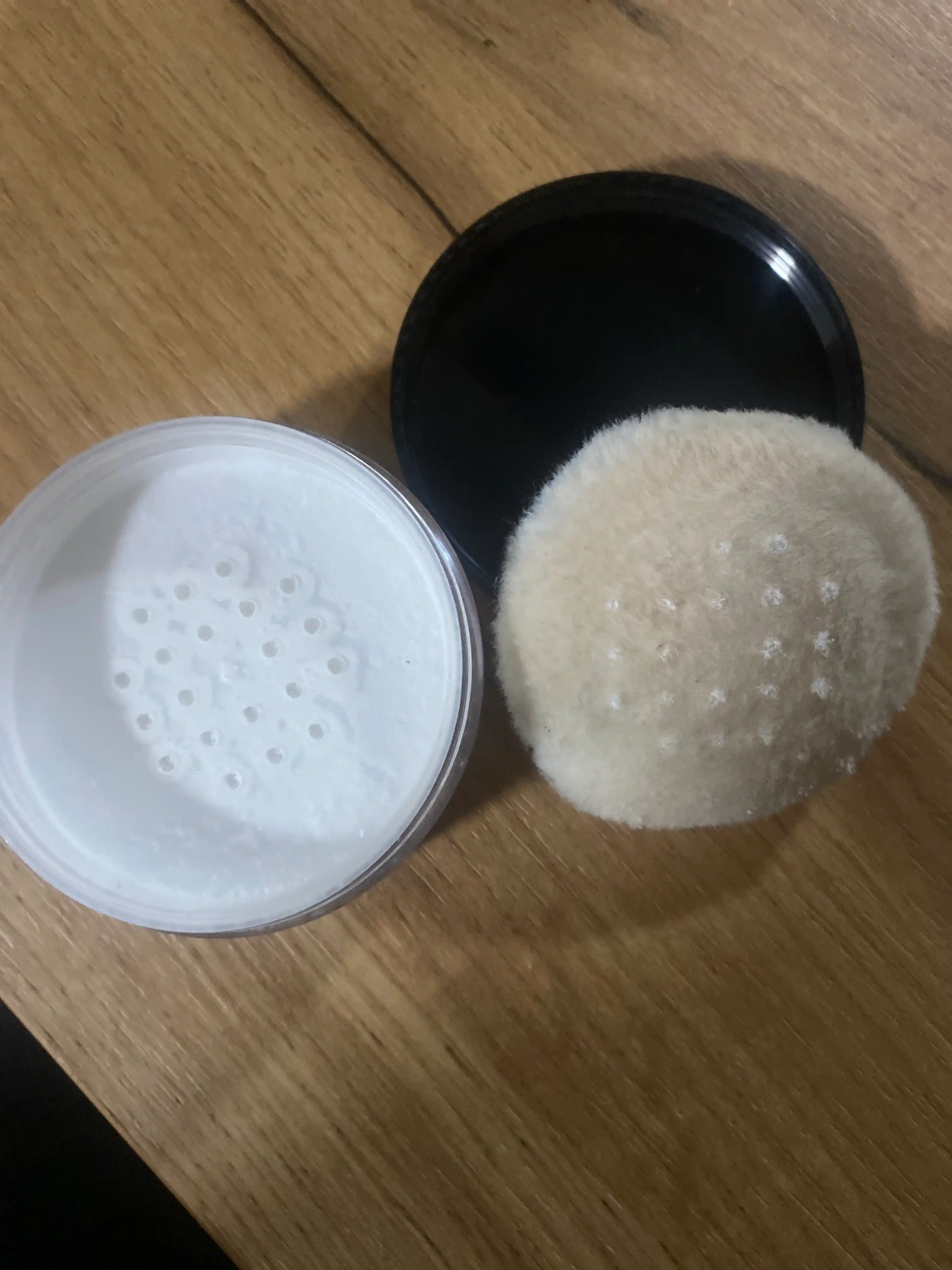 NOTE Loose Powder 01 Invisible — пудра
