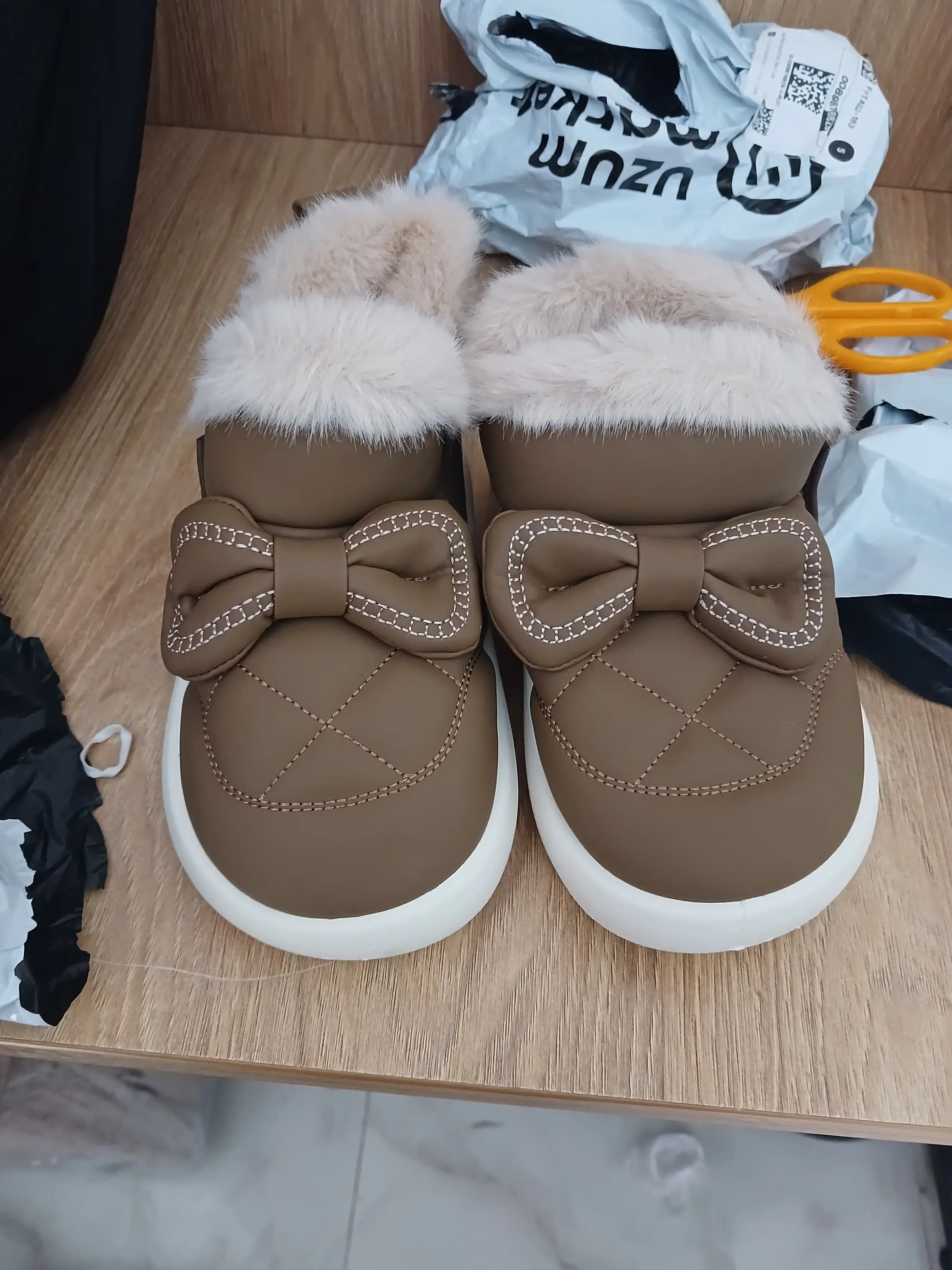 O'g'il va qiz bolalar uchun qishki etiklar, bolalar ugg botinkalari