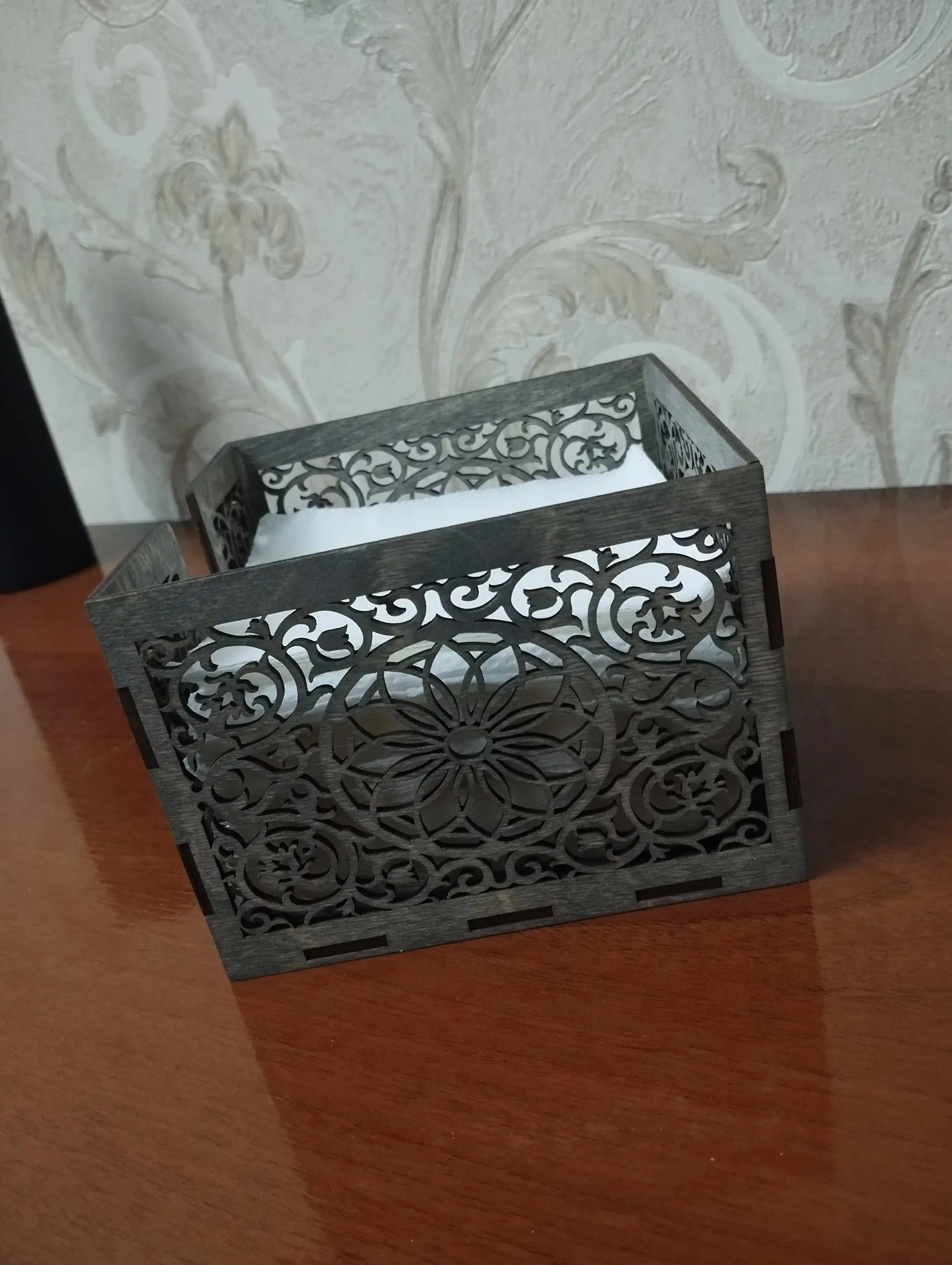 Салфетница кухонная из дерева
