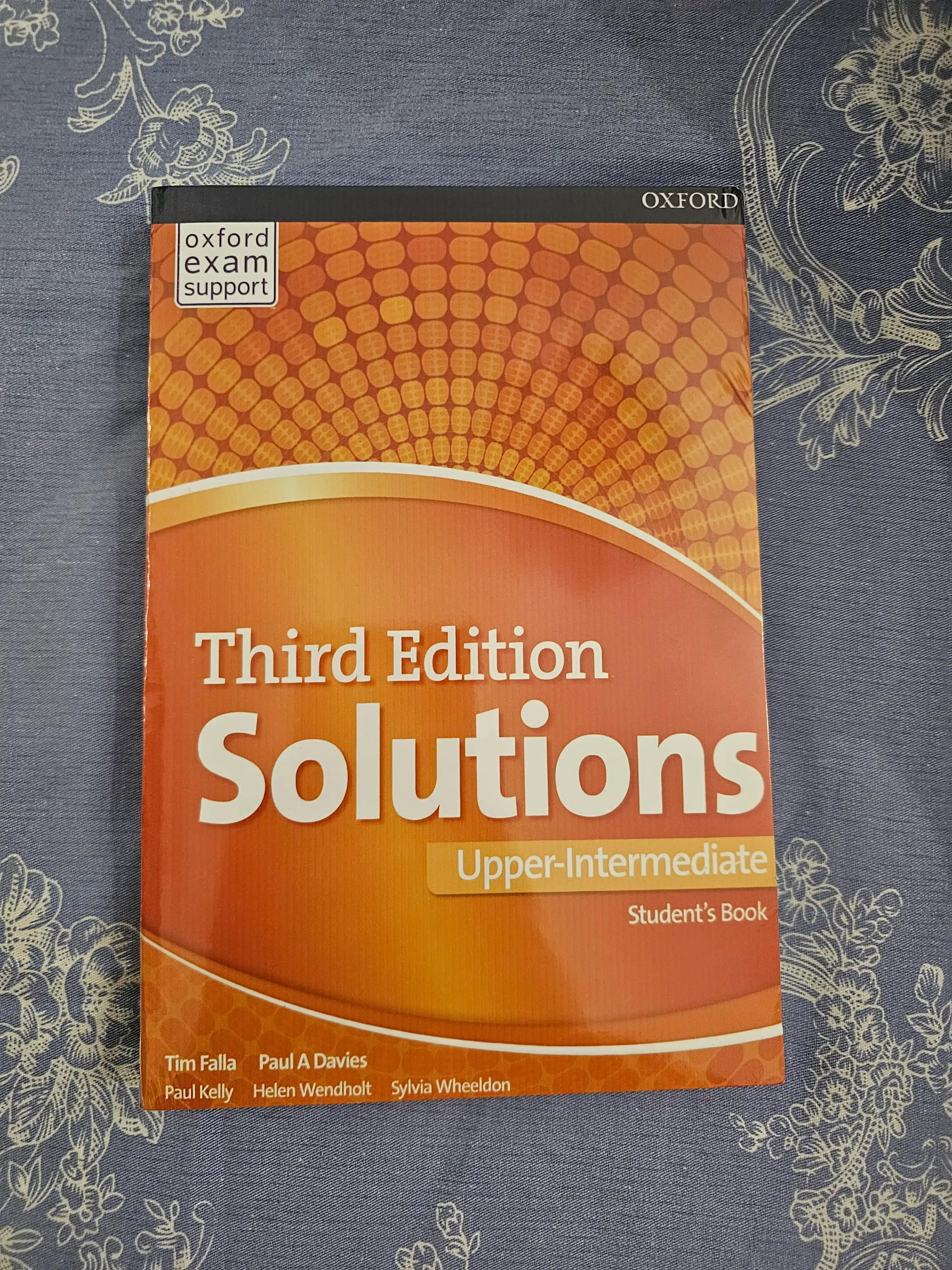 Solutions Third Edition Elementary Pre-Intermediate Student's Book with WorkBook