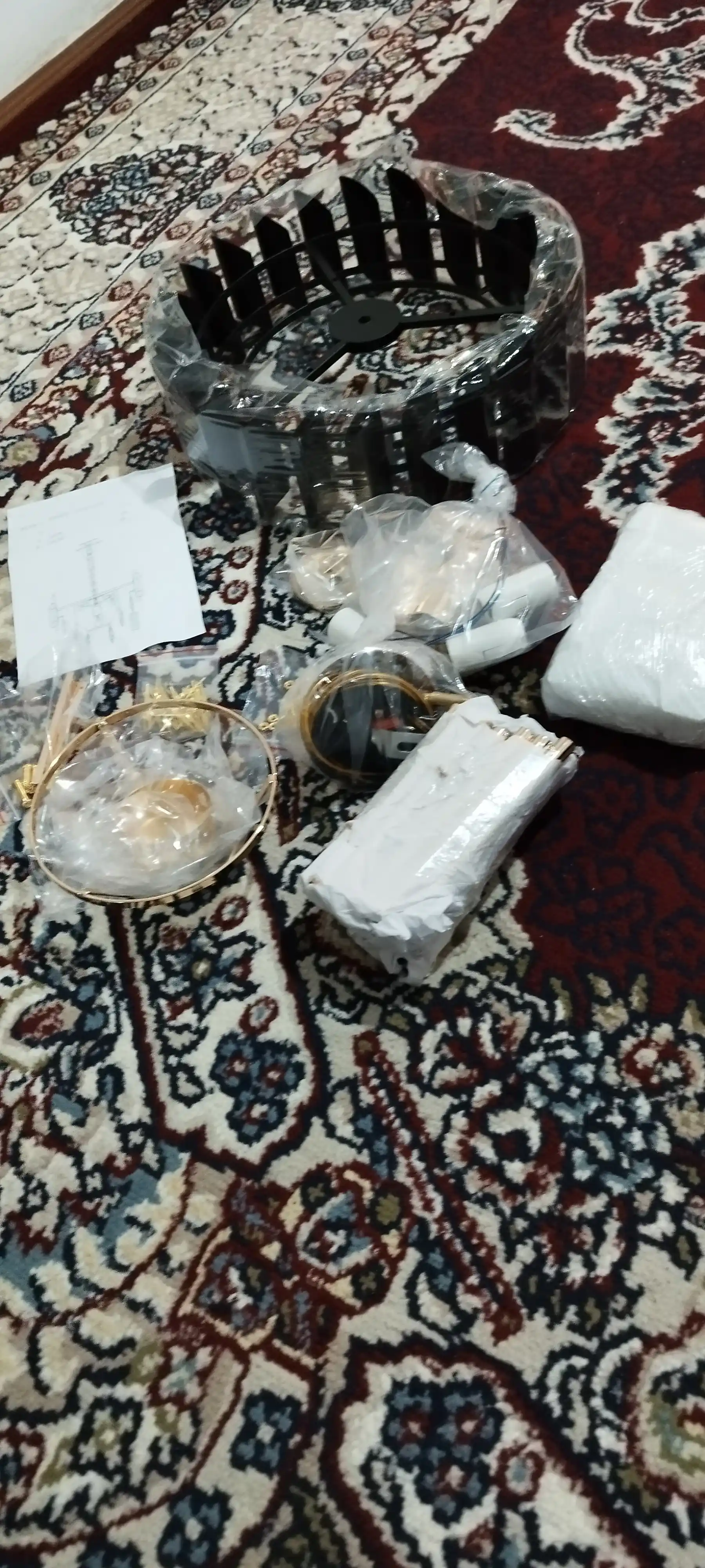 Osma shift qandil, 3 xil rangda, 5 xil o‘lchamda, balandligi sozlanadigan, yotoqxona va zal uchun mo‘ljallangan