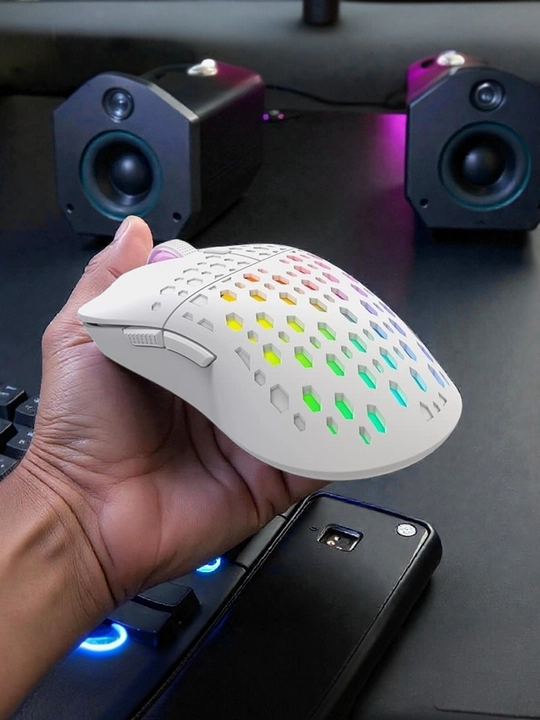 Mышка, игровые мышь RGB XTRIKE ME с чувствительностью от 1200 до 12800 DPI и точный прицел