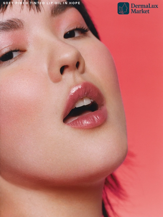 Масло для губ Rare Beauty-увлажняет, лёгкий тинт, придаёт нежный цвет и естественный блеск