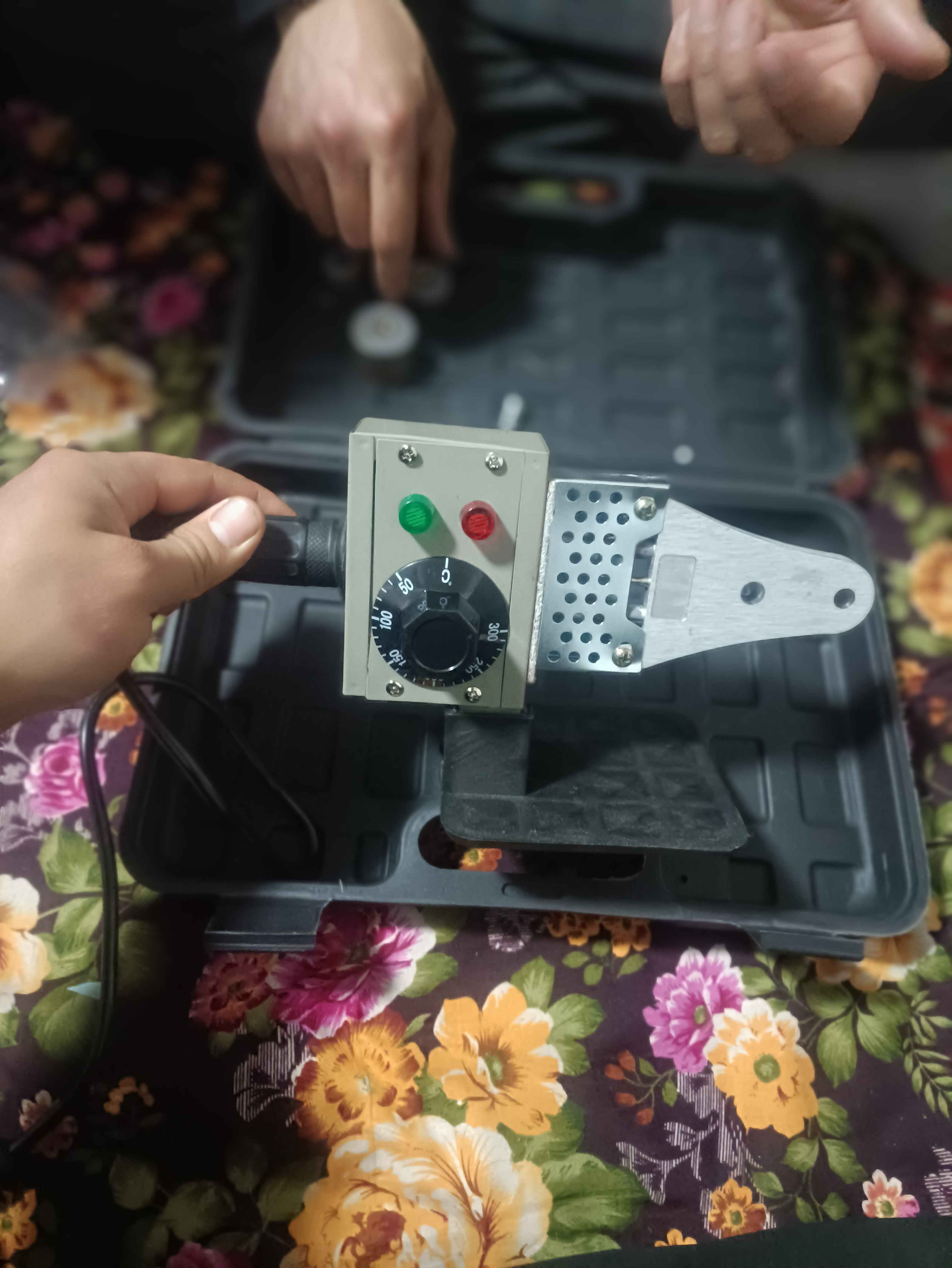 Santexnika temir, saqlash qutisi