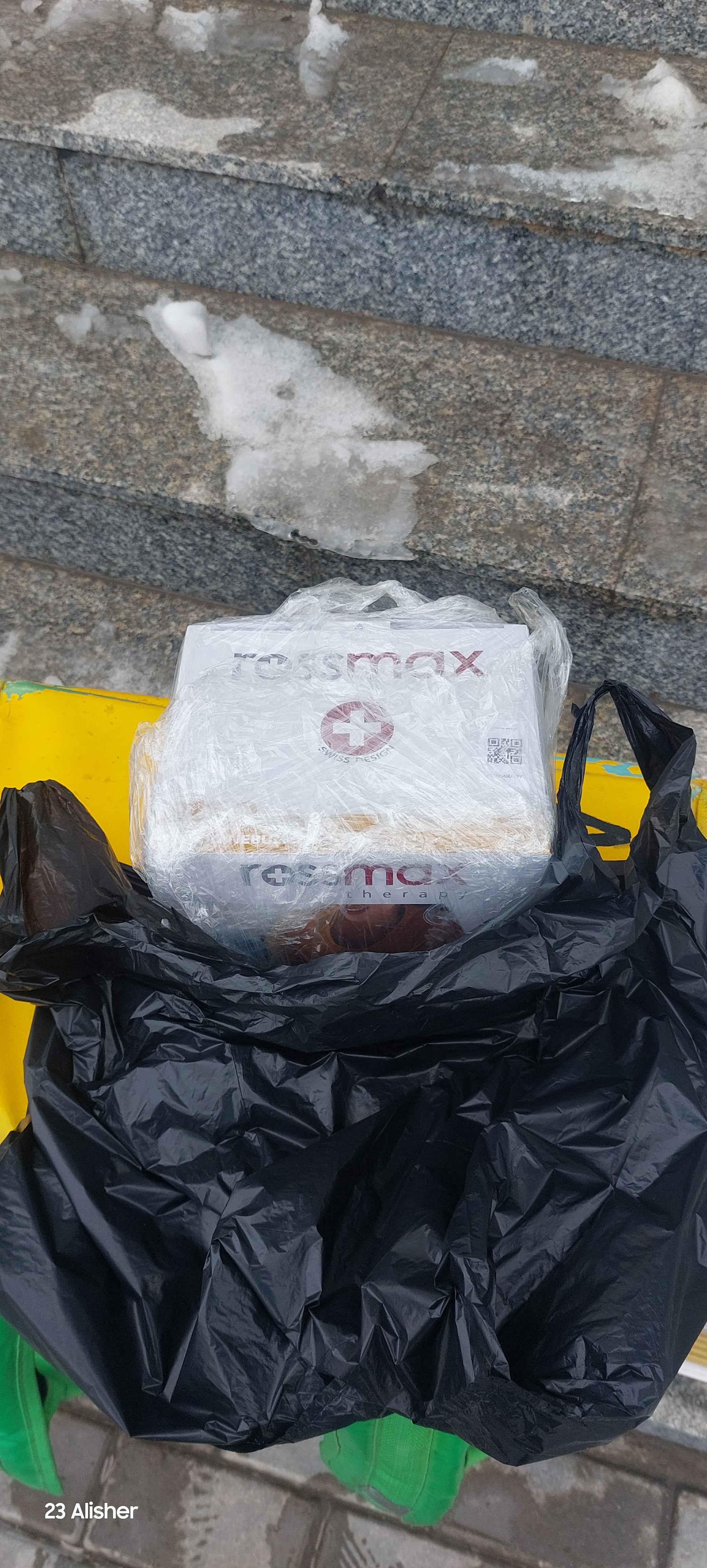 Shvetsariya Ingalyatori-nebulizeri NL100 Rossmax Swiss