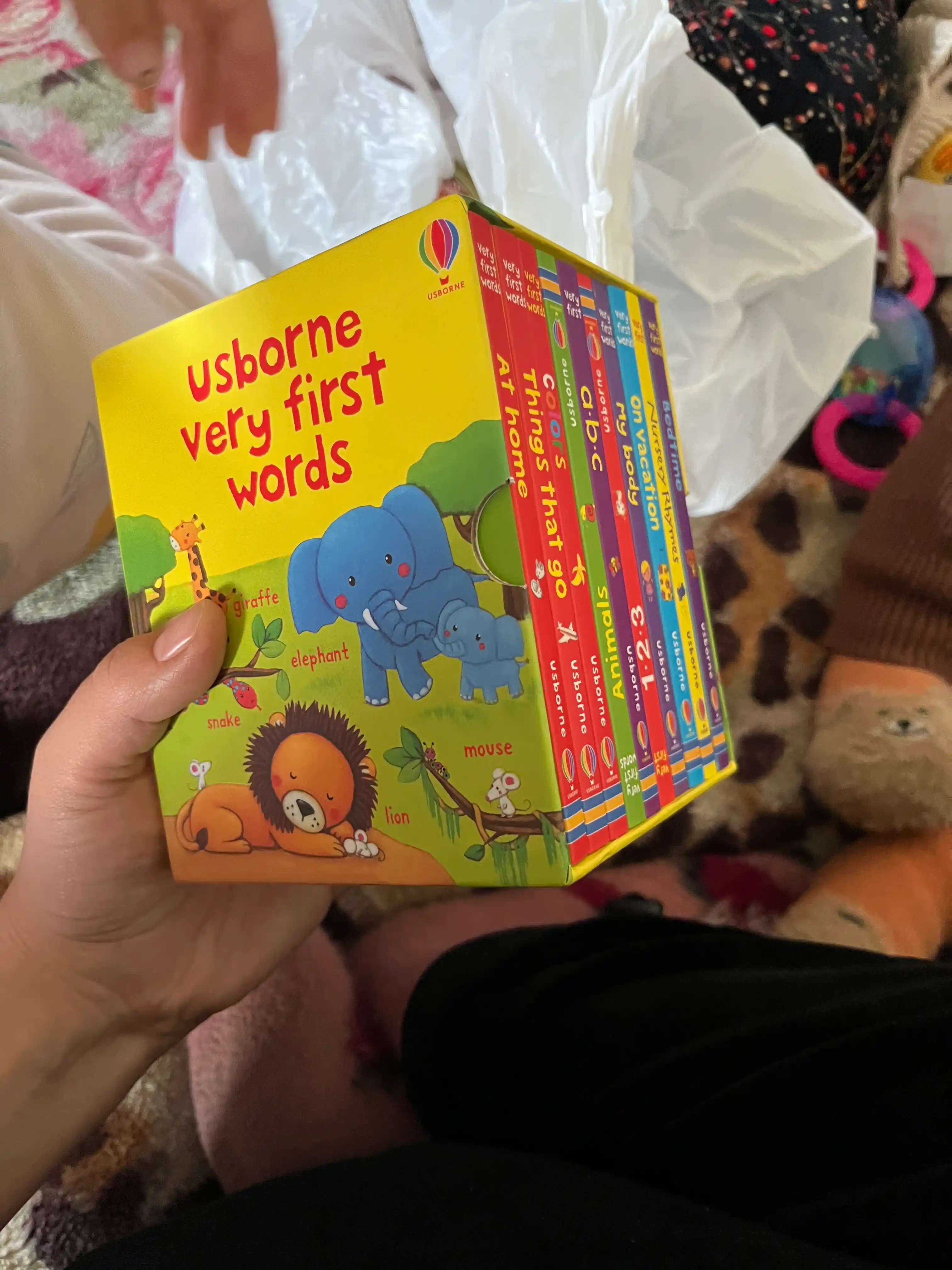 Usborne Very First Words —  10 ta rivojlantiruvchi karton kitoblar to`plami