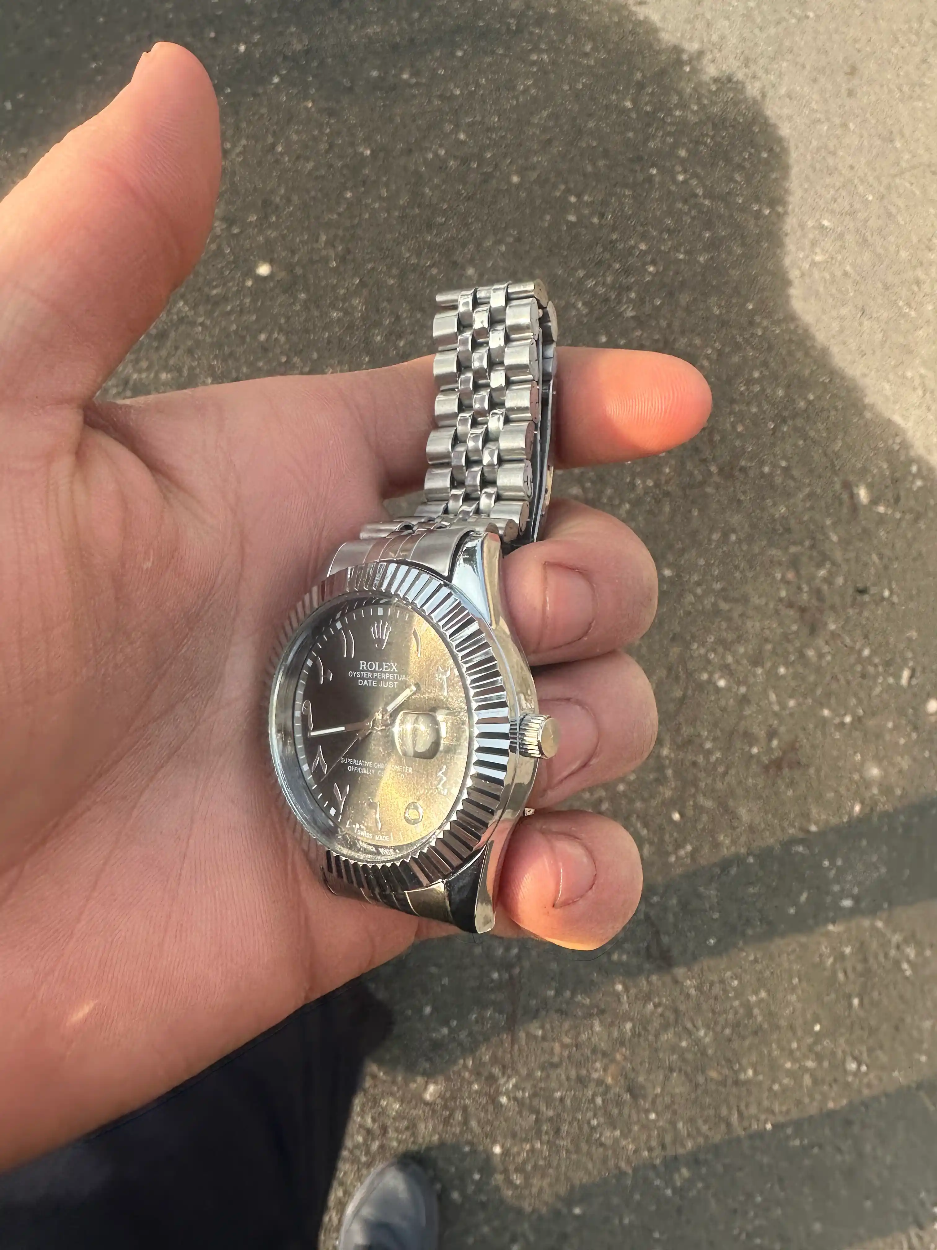 Erkaklar qo‘l soati, metall braslet, arab raqamli siferblat, datejust, sovg‘a qutisida